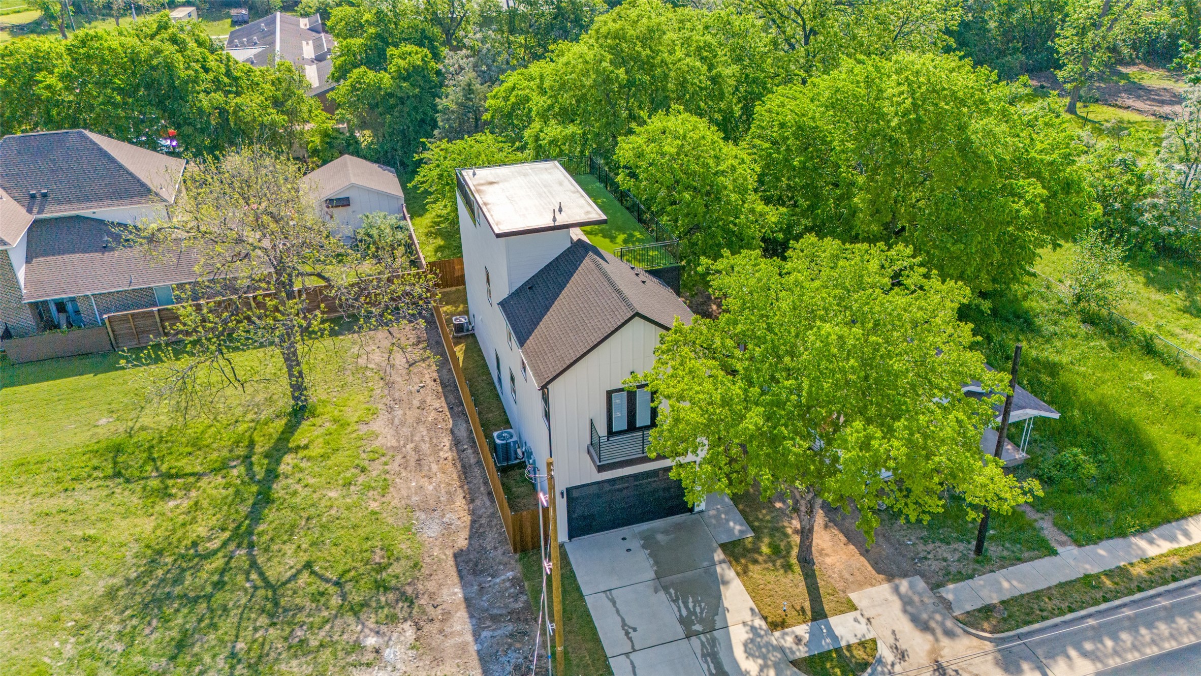 618 N Cliff