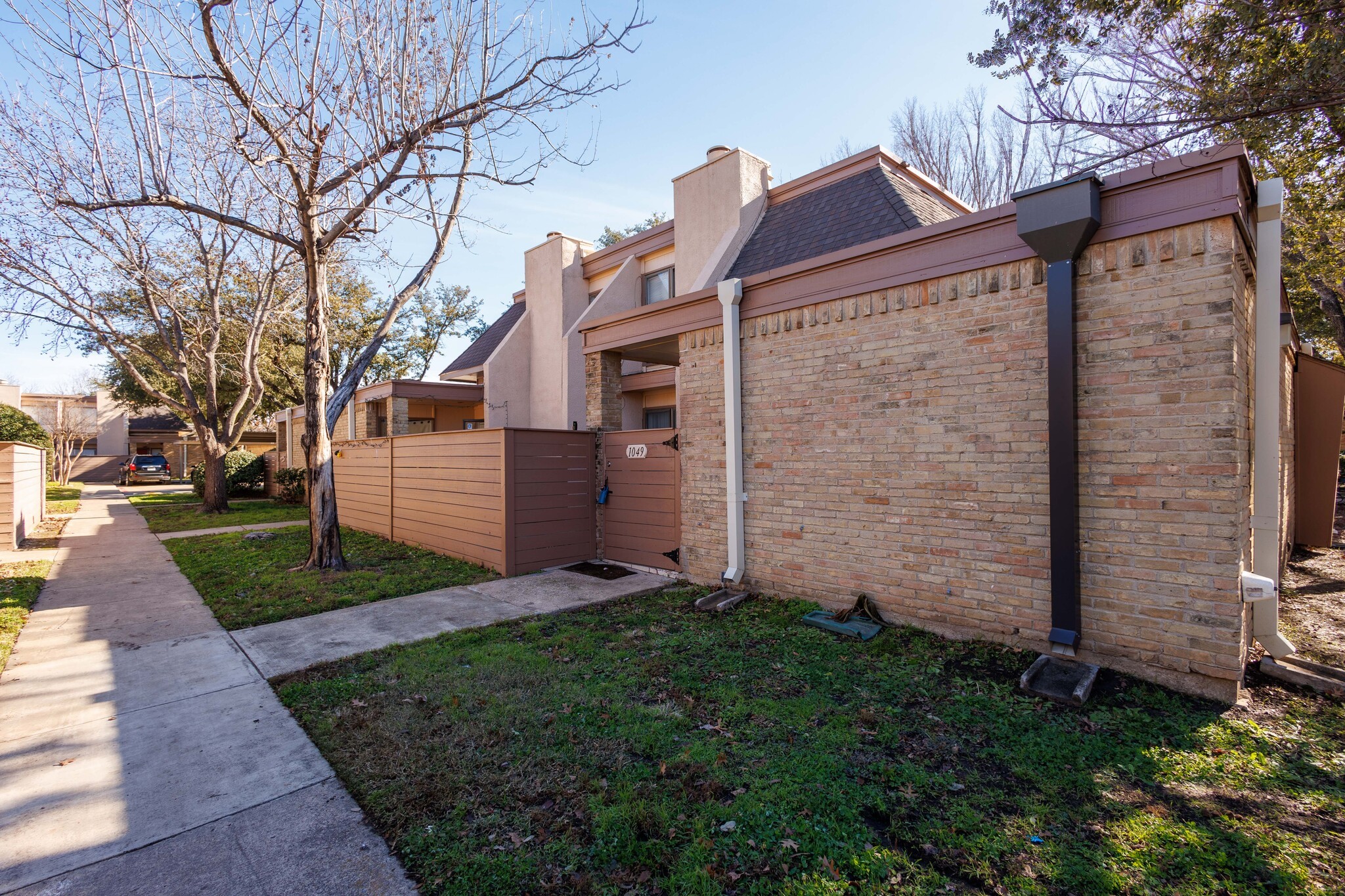 3045 Park Lane 1049