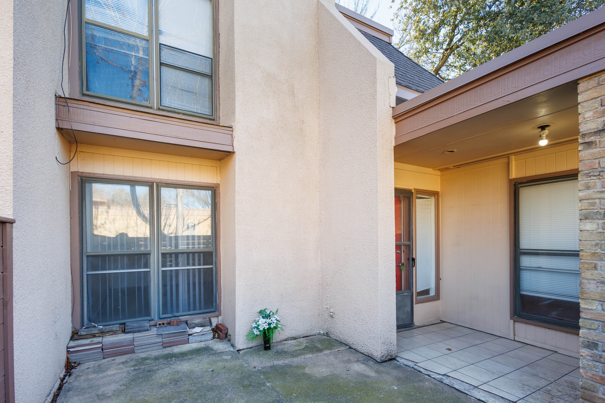 3045 Park Lane 1049