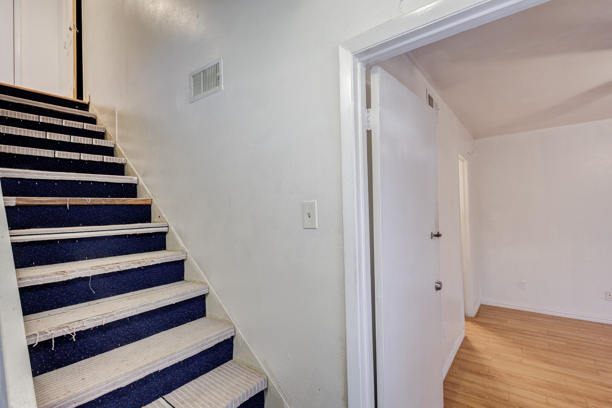 3045 Park Lane 1049