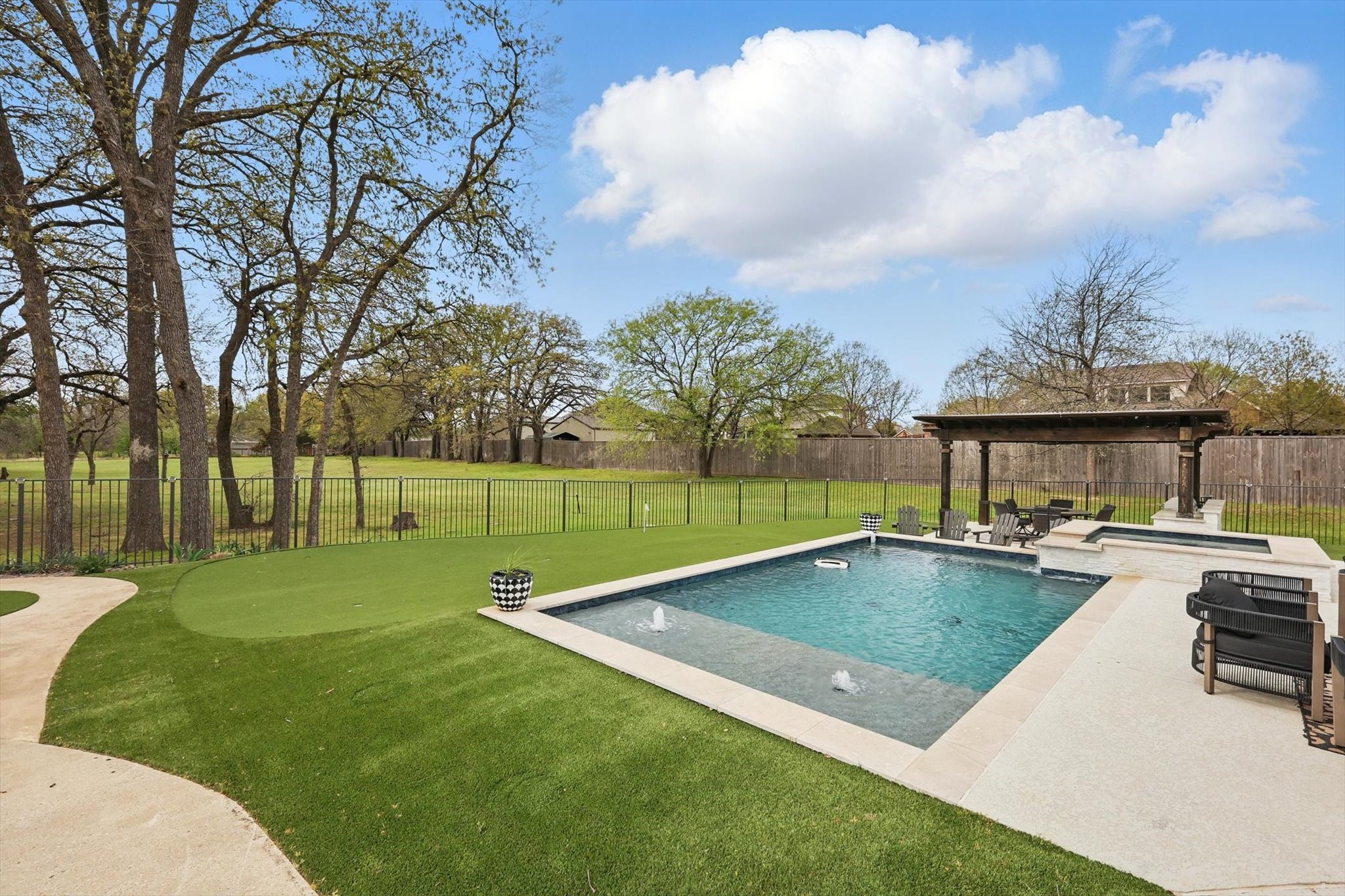 203 W Shady Shores Road