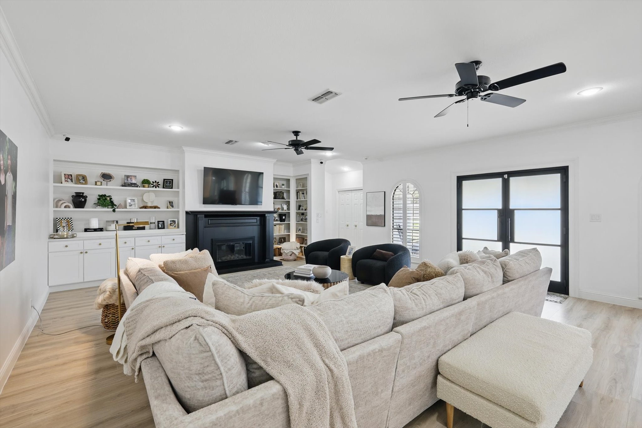 203 W Shady Shores Road
