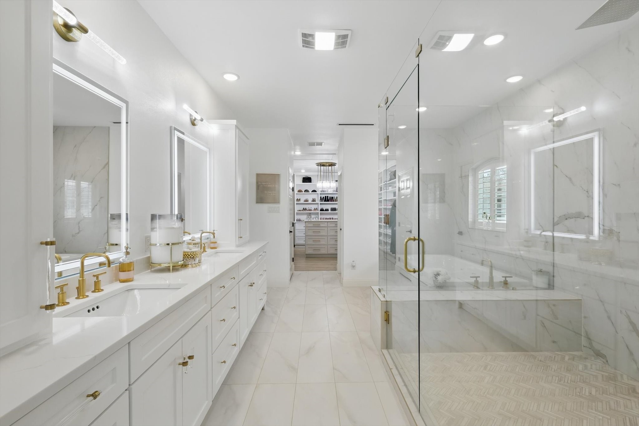 203 W Shady Shores Road