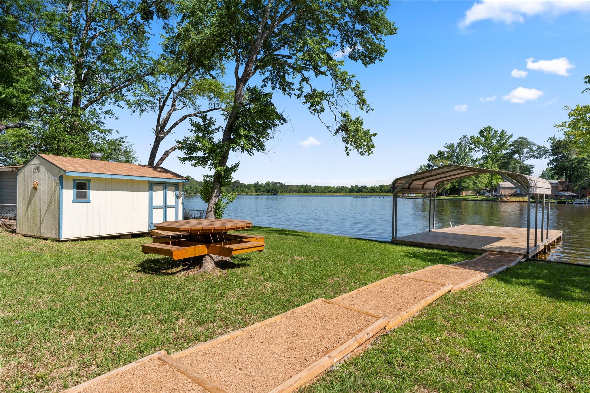 114 Piney Point