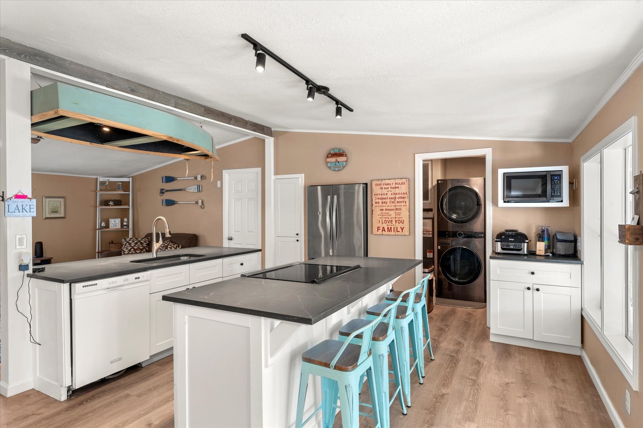 114 Piney Point