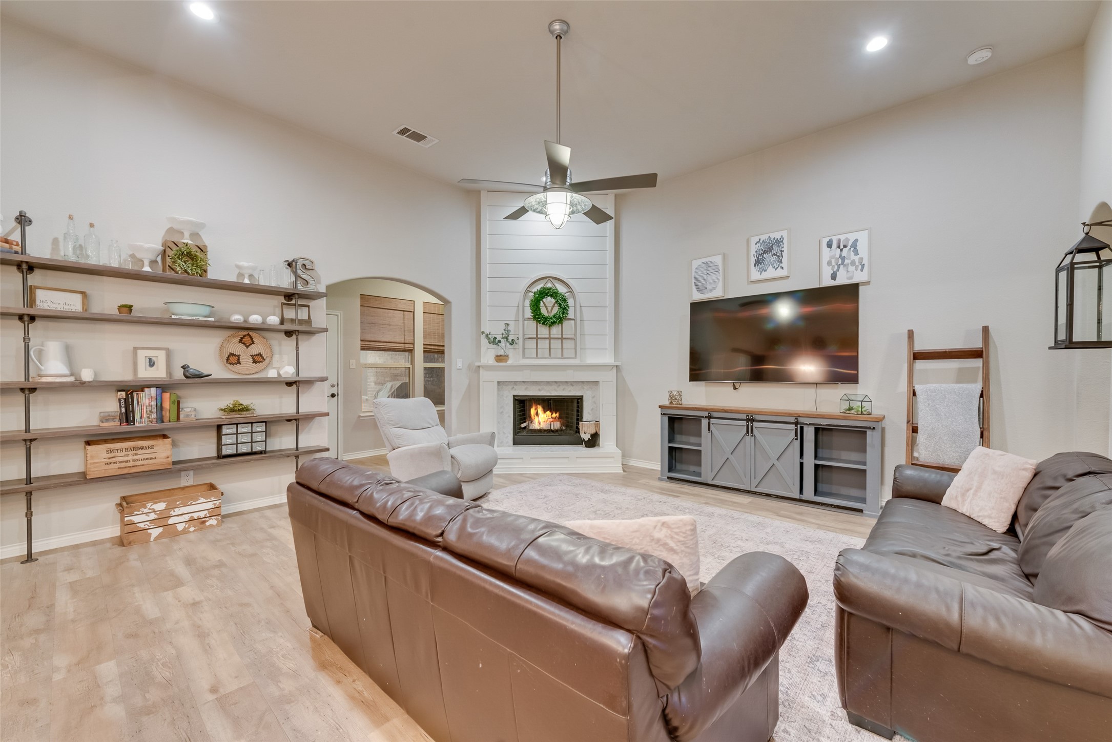 1313 White Water Lane