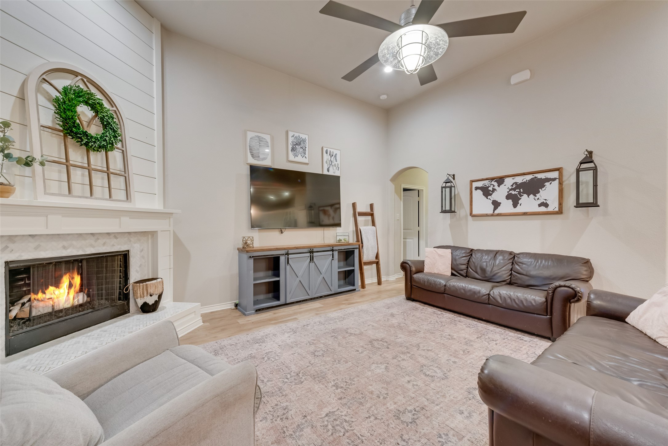 1313 White Water Lane