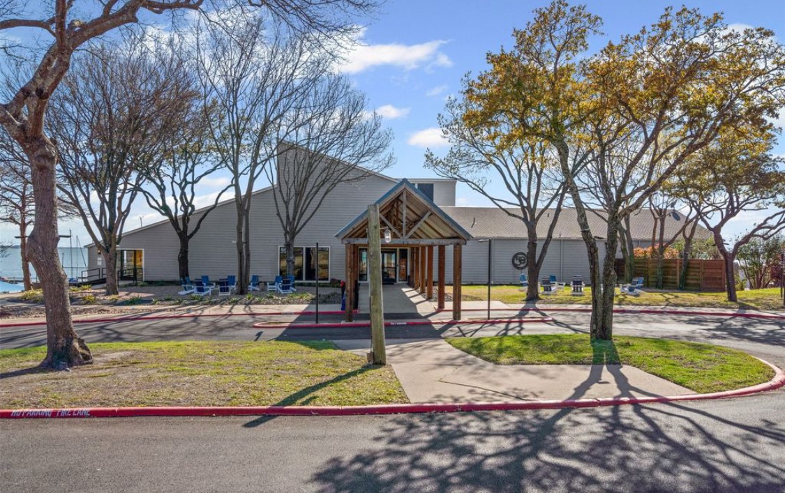 110 Sceptre Drive