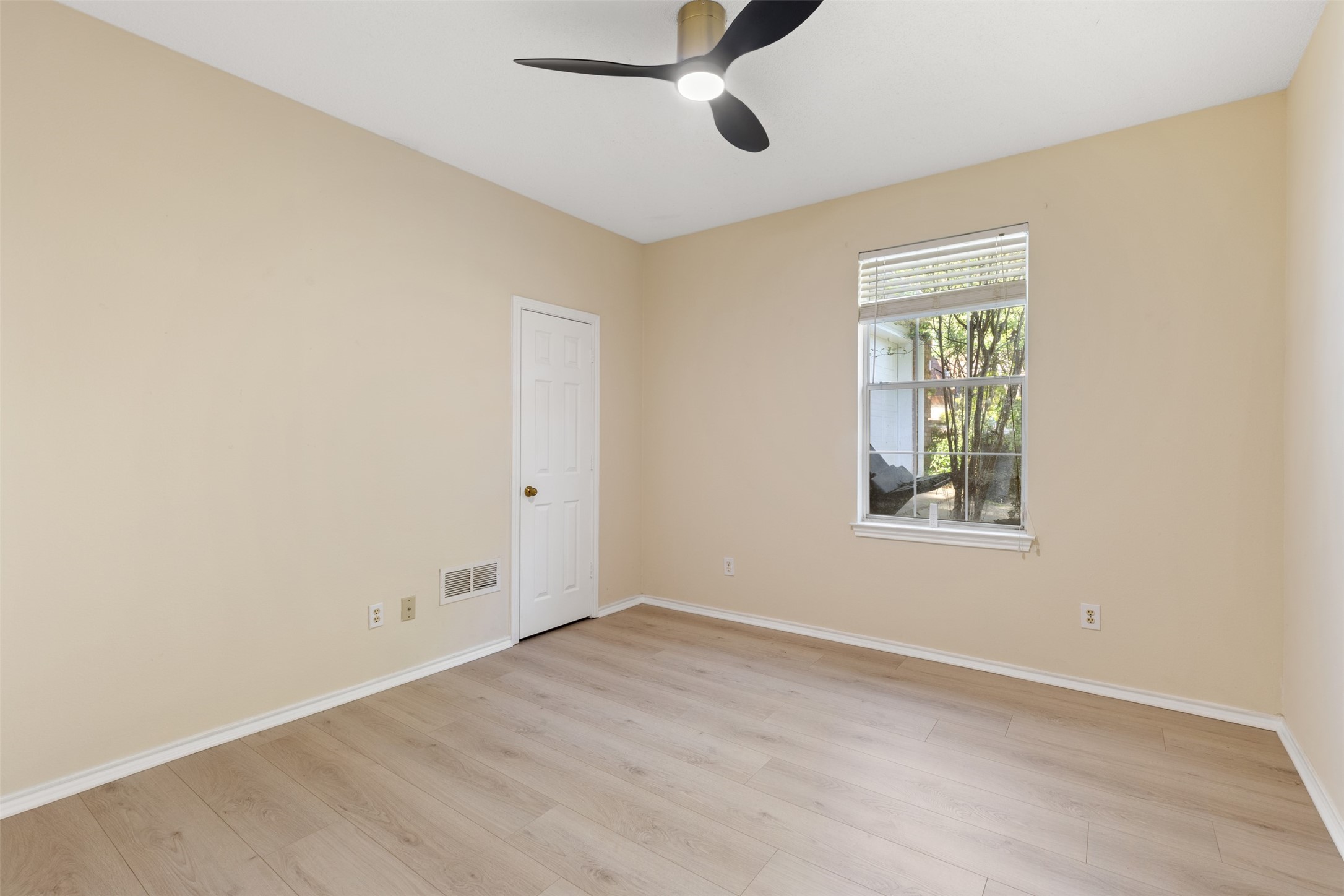 110 Sceptre Drive
