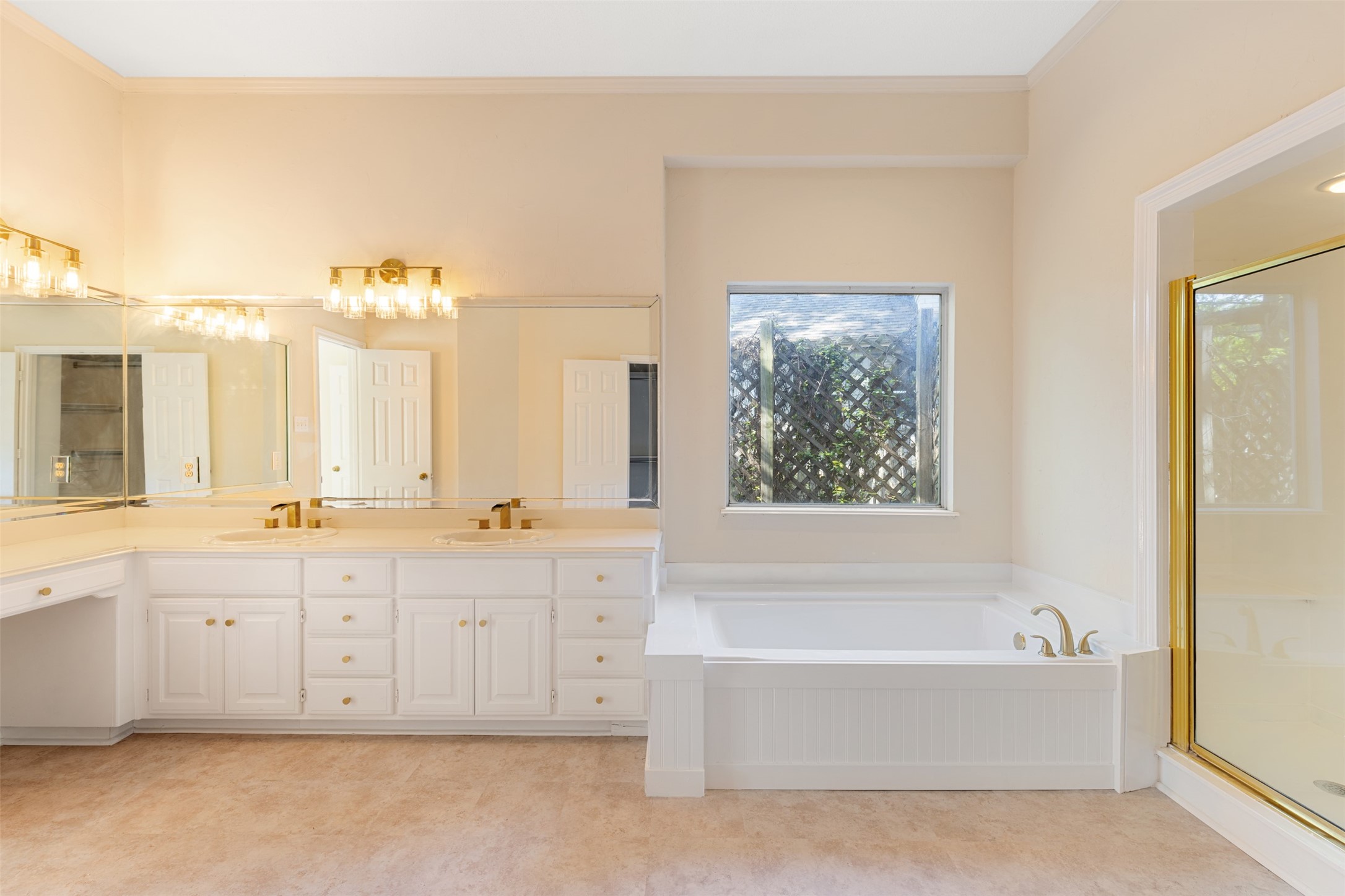 110 Sceptre Drive