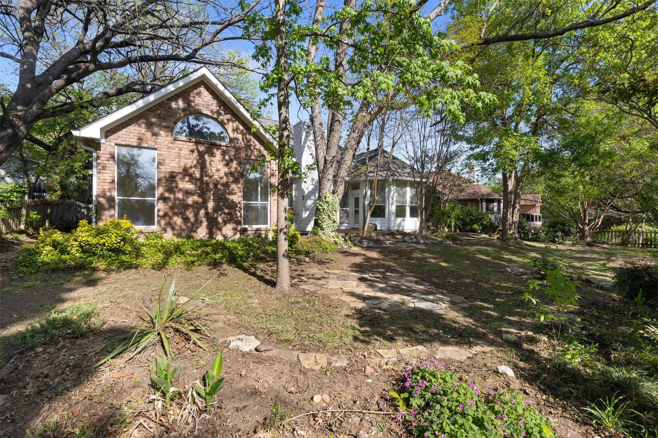 110 Sceptre Drive