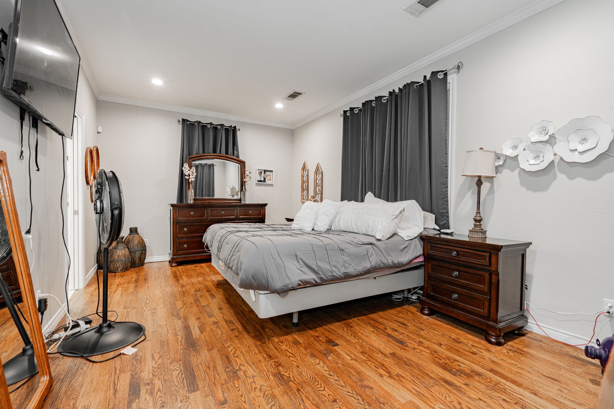 327 Forest Lane