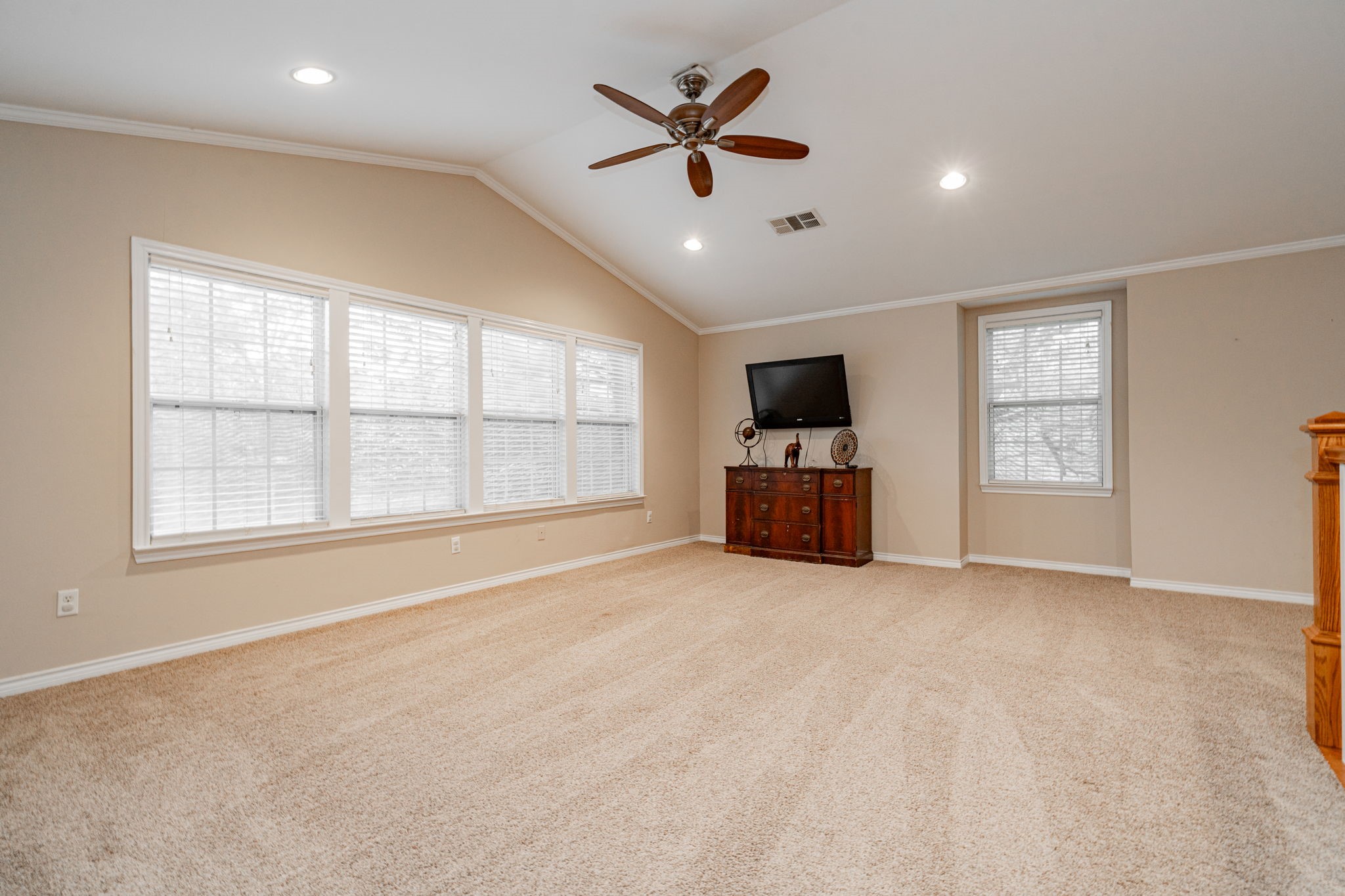 327 Forest Lane