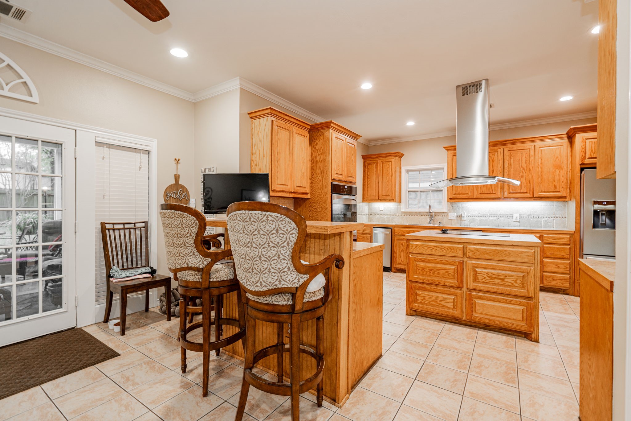 327 Forest Lane
