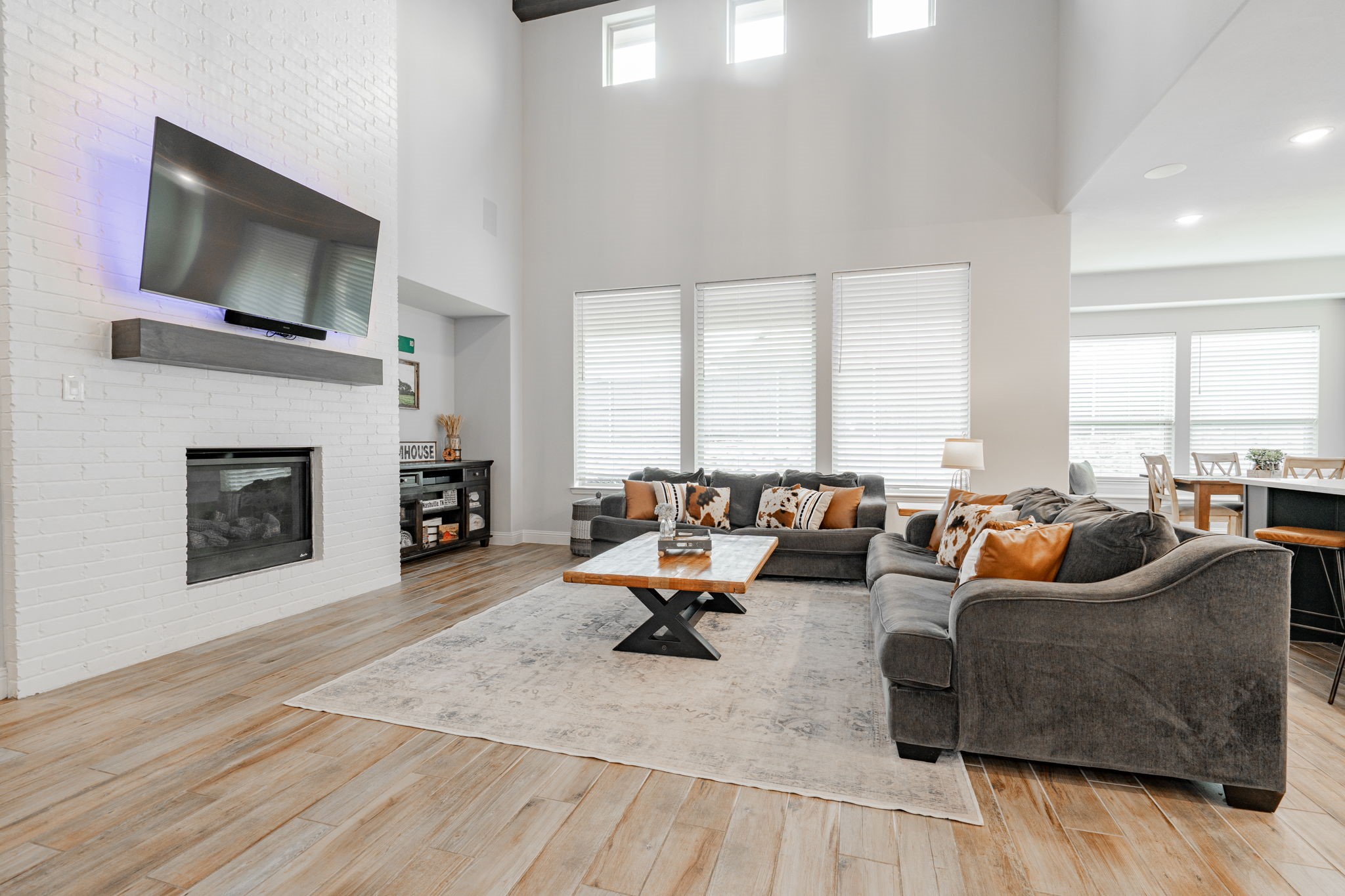 998 Catterick Drive