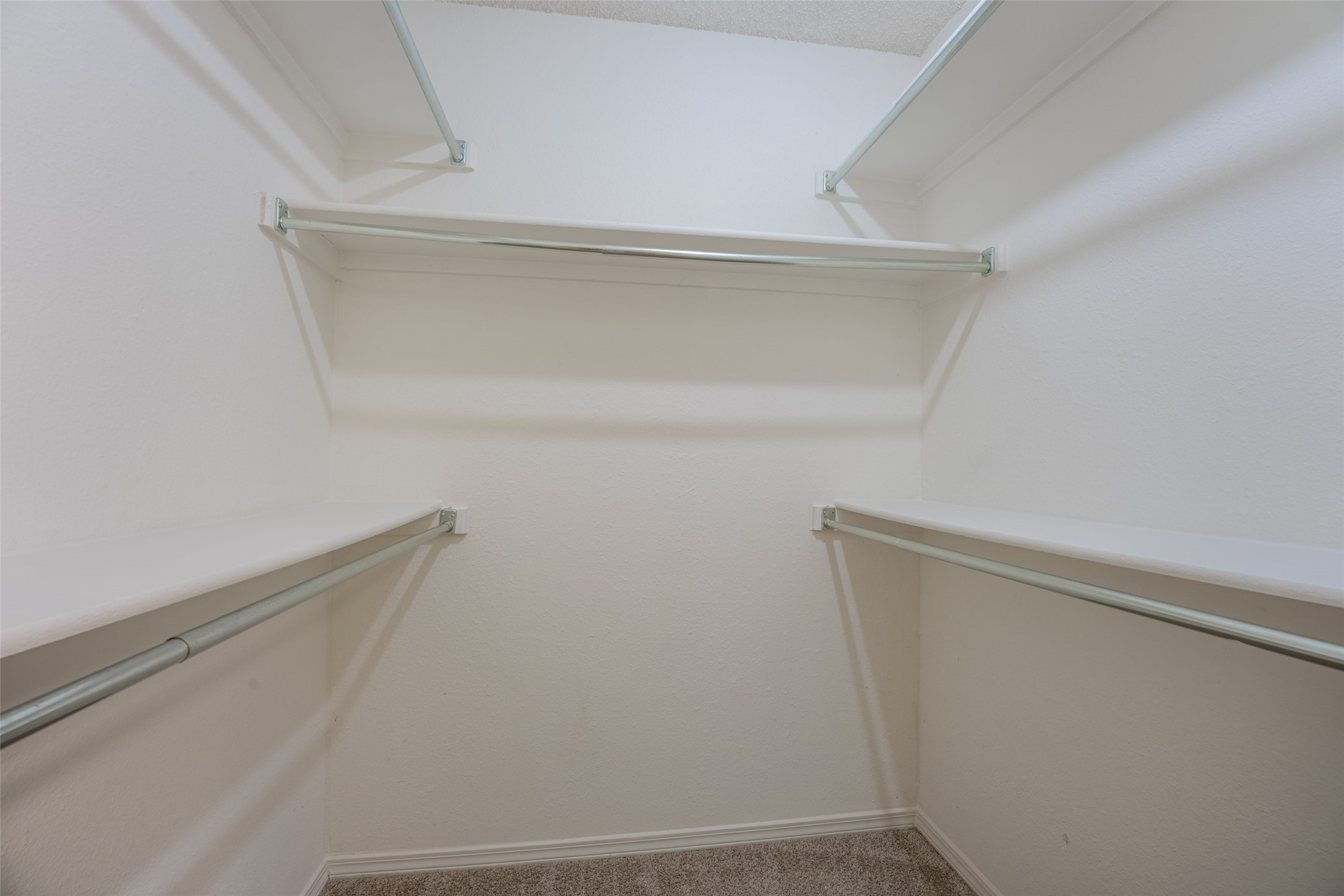 410 W Oak Street