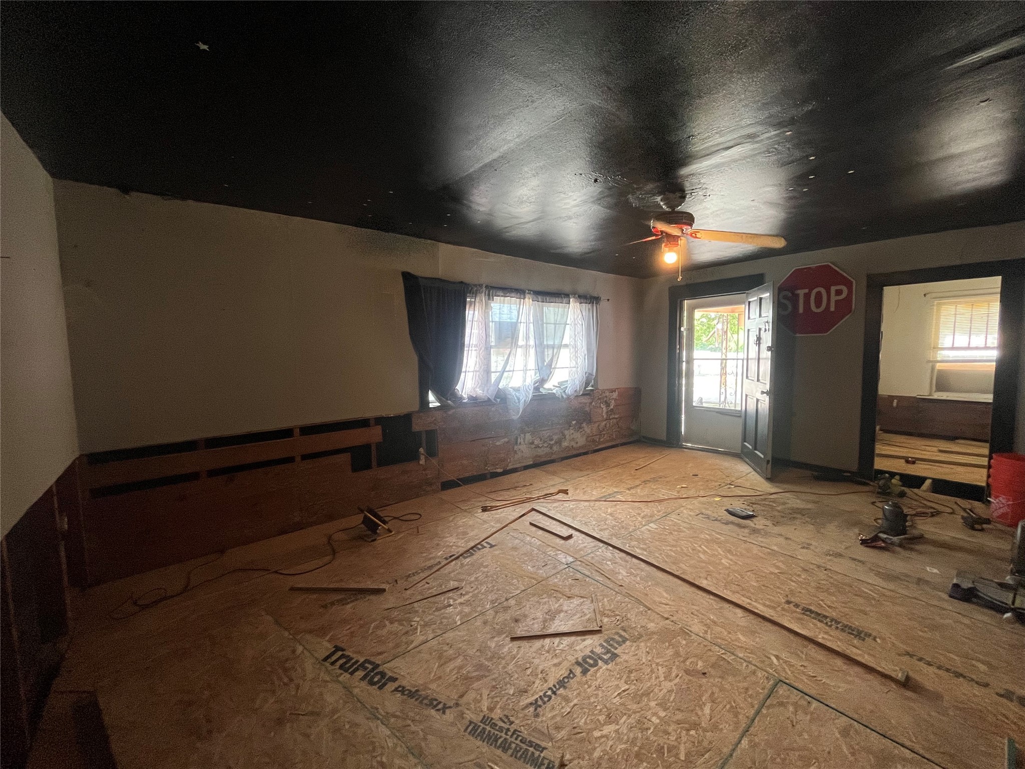 116 E Drive