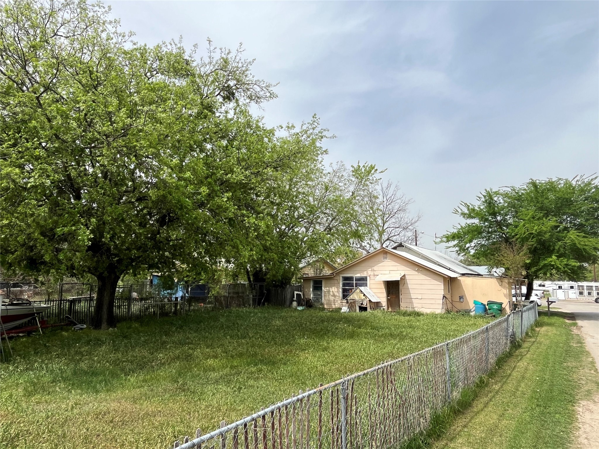 116 E Drive