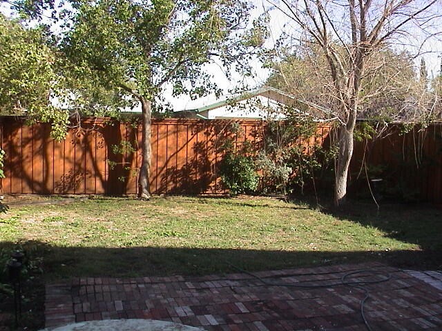 1913 Vail Drive