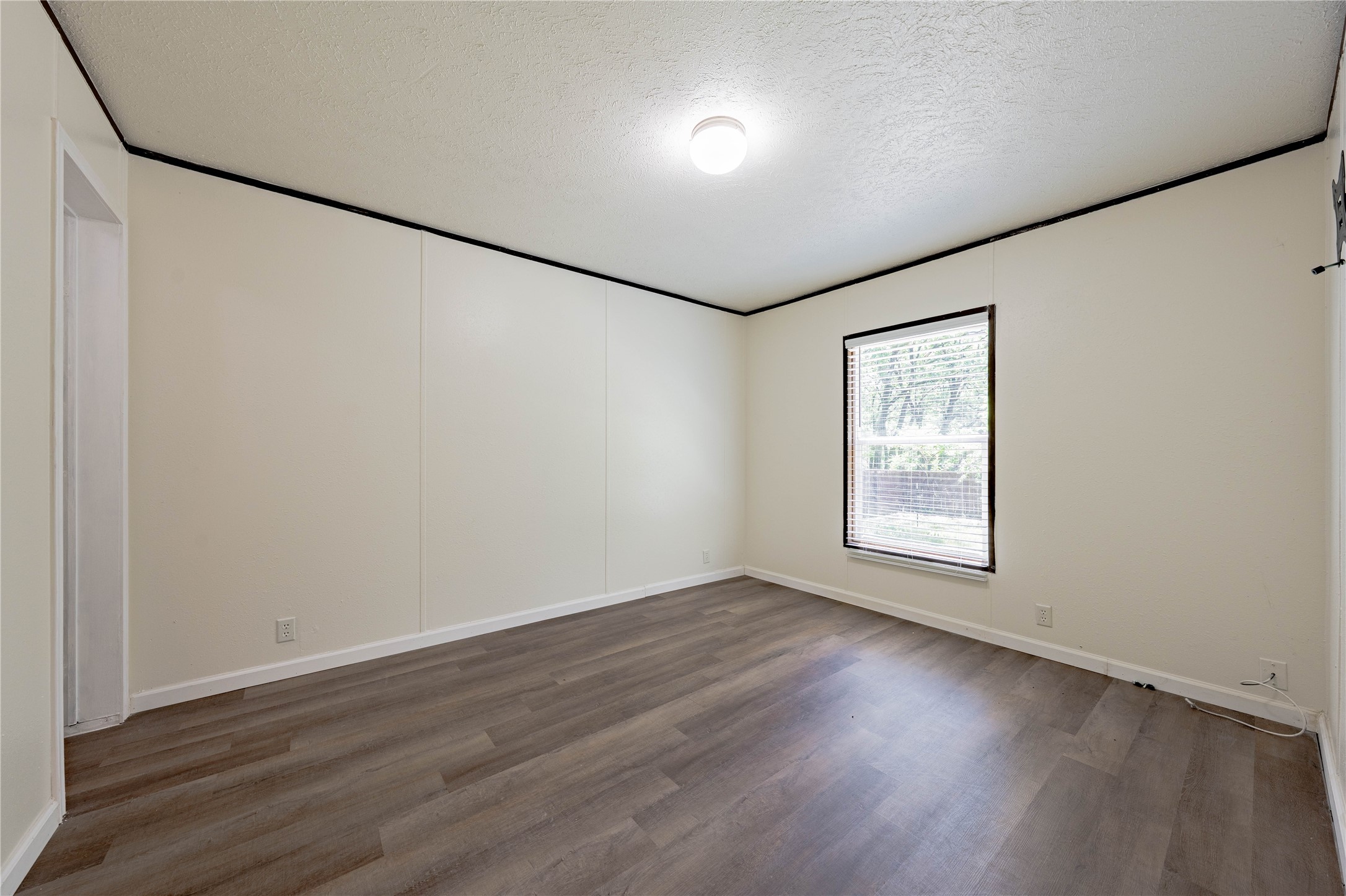 153 Tres Lagos Boulevard