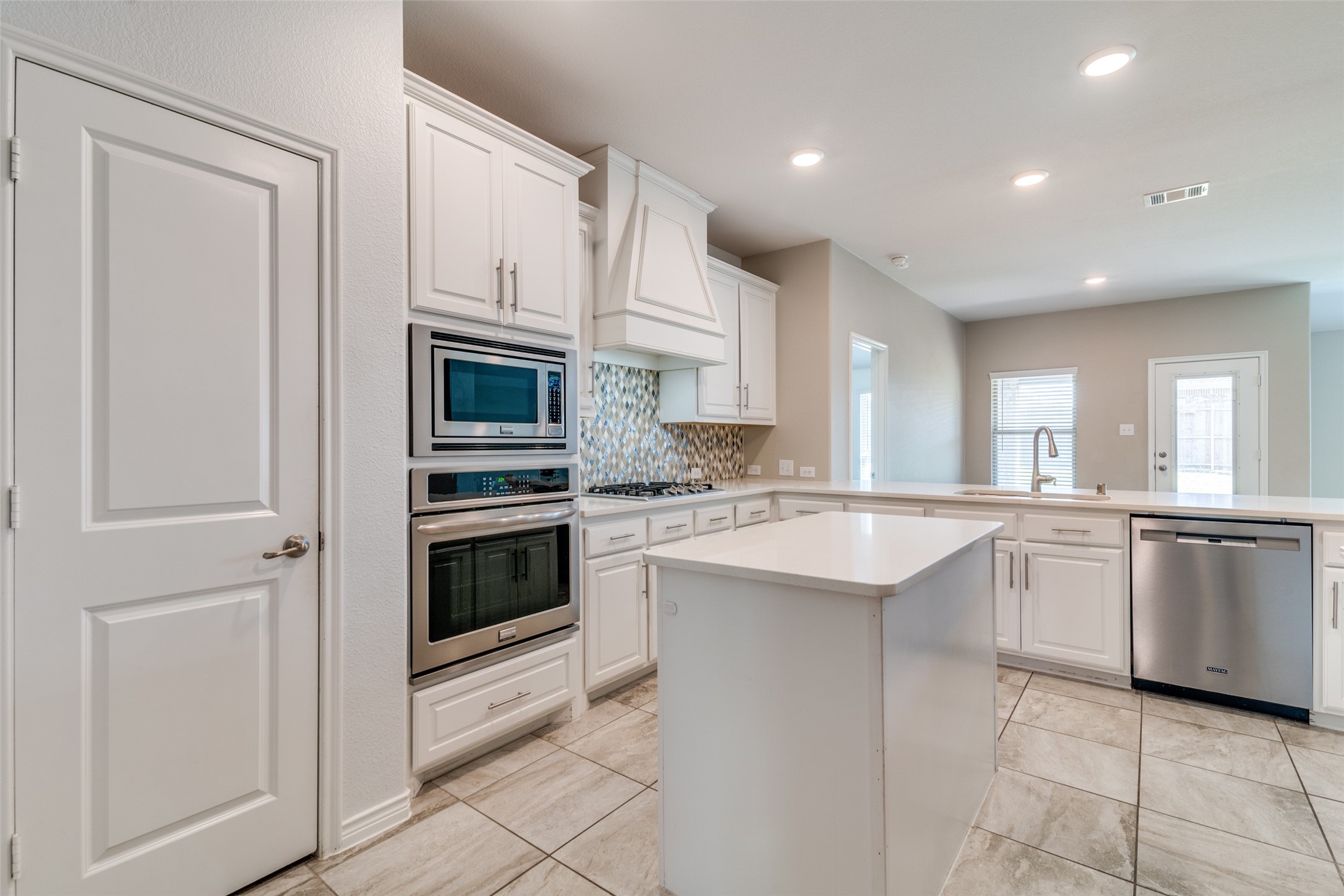 3065 Maverick Drive