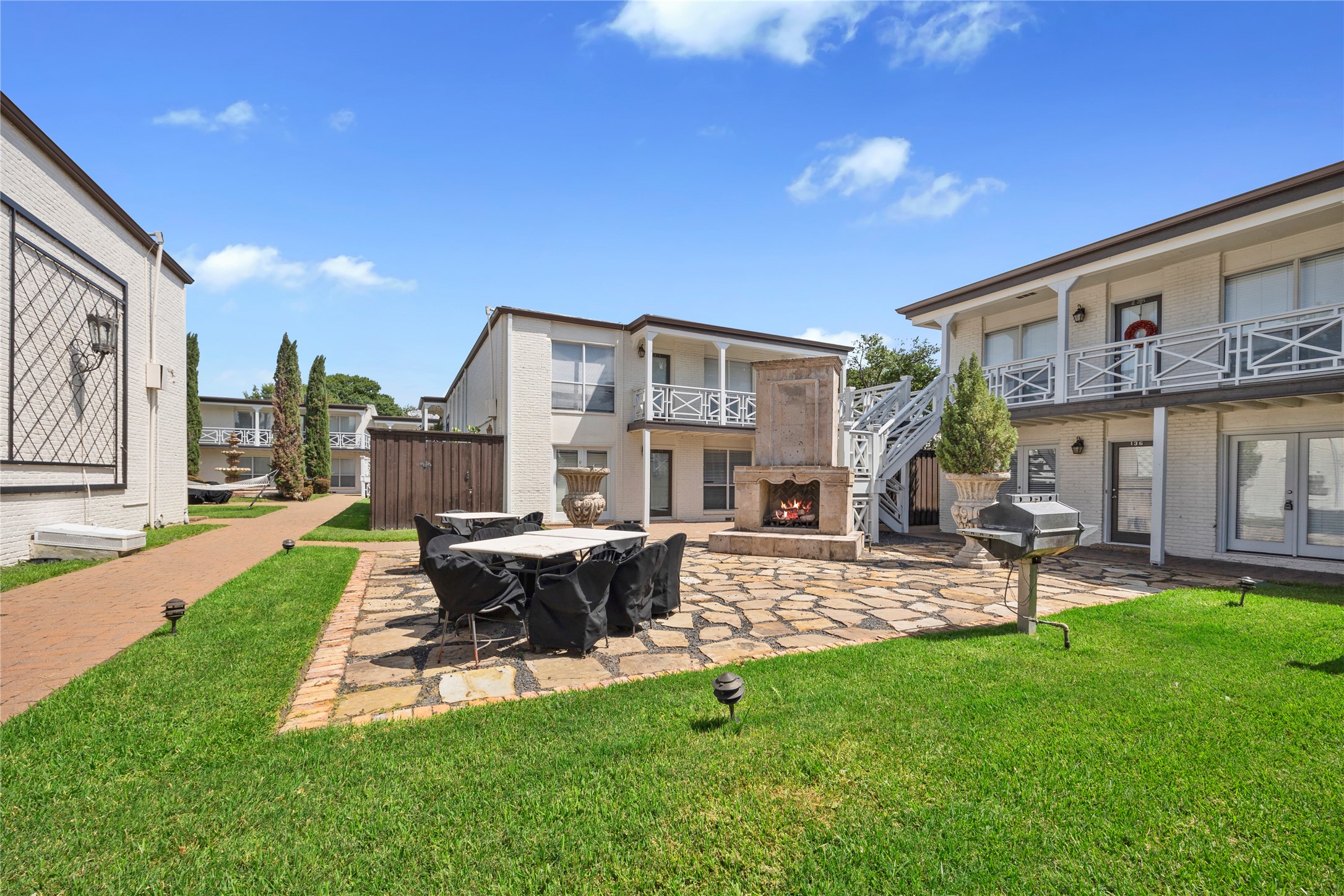 5907 E University Boulevard 201