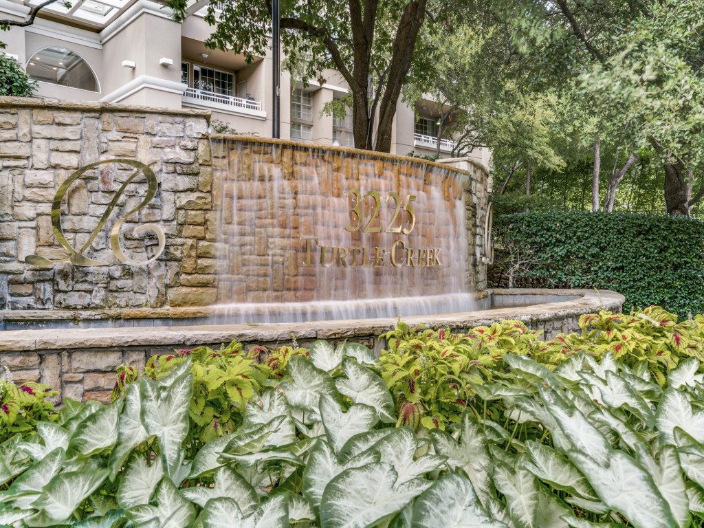 3225 Turtle Creek Boulevard 1532