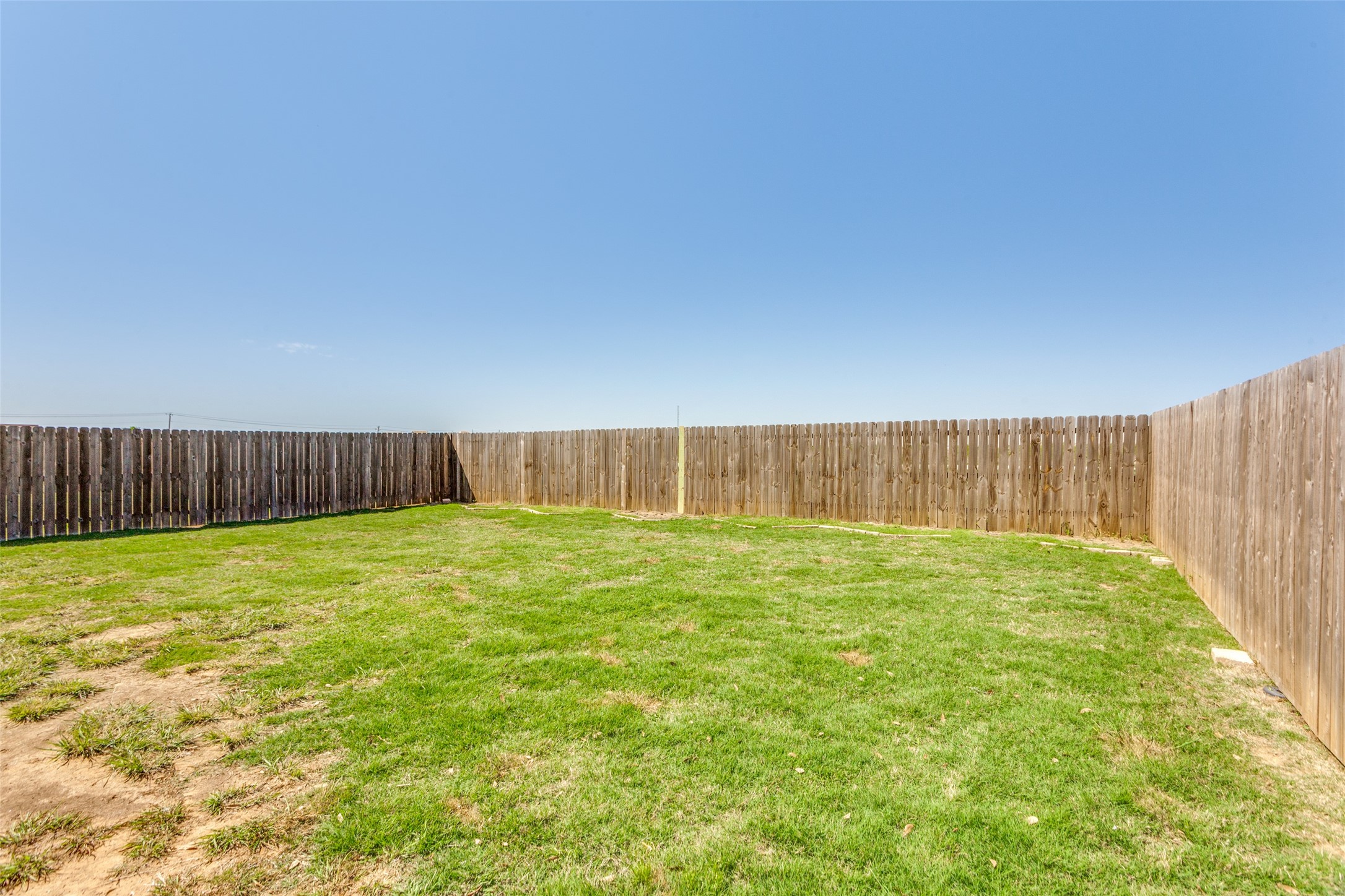 716 Lazy Crest Drive