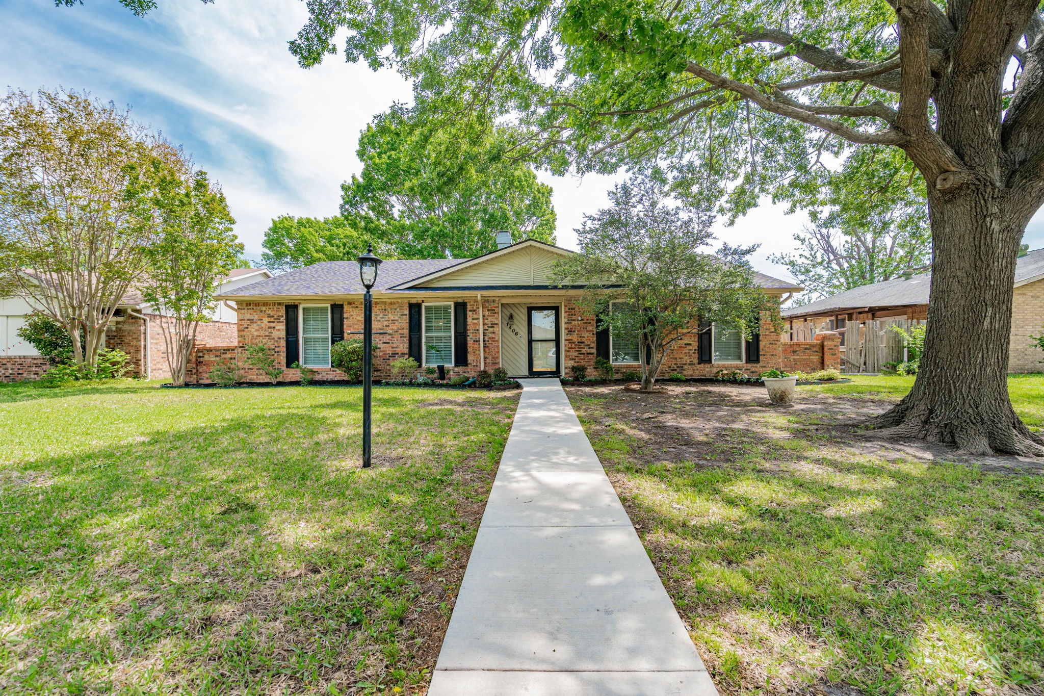 1406 Monterrey Drive