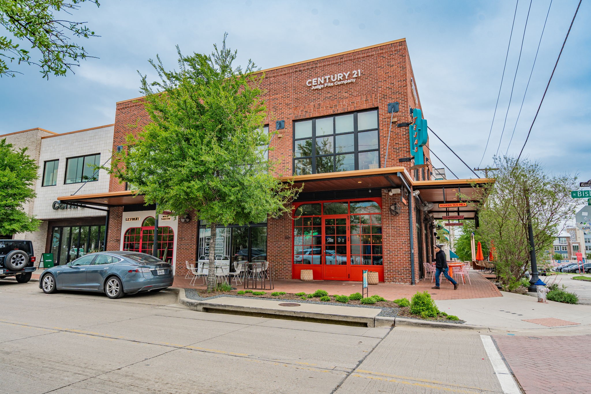 418 Melba Street 101