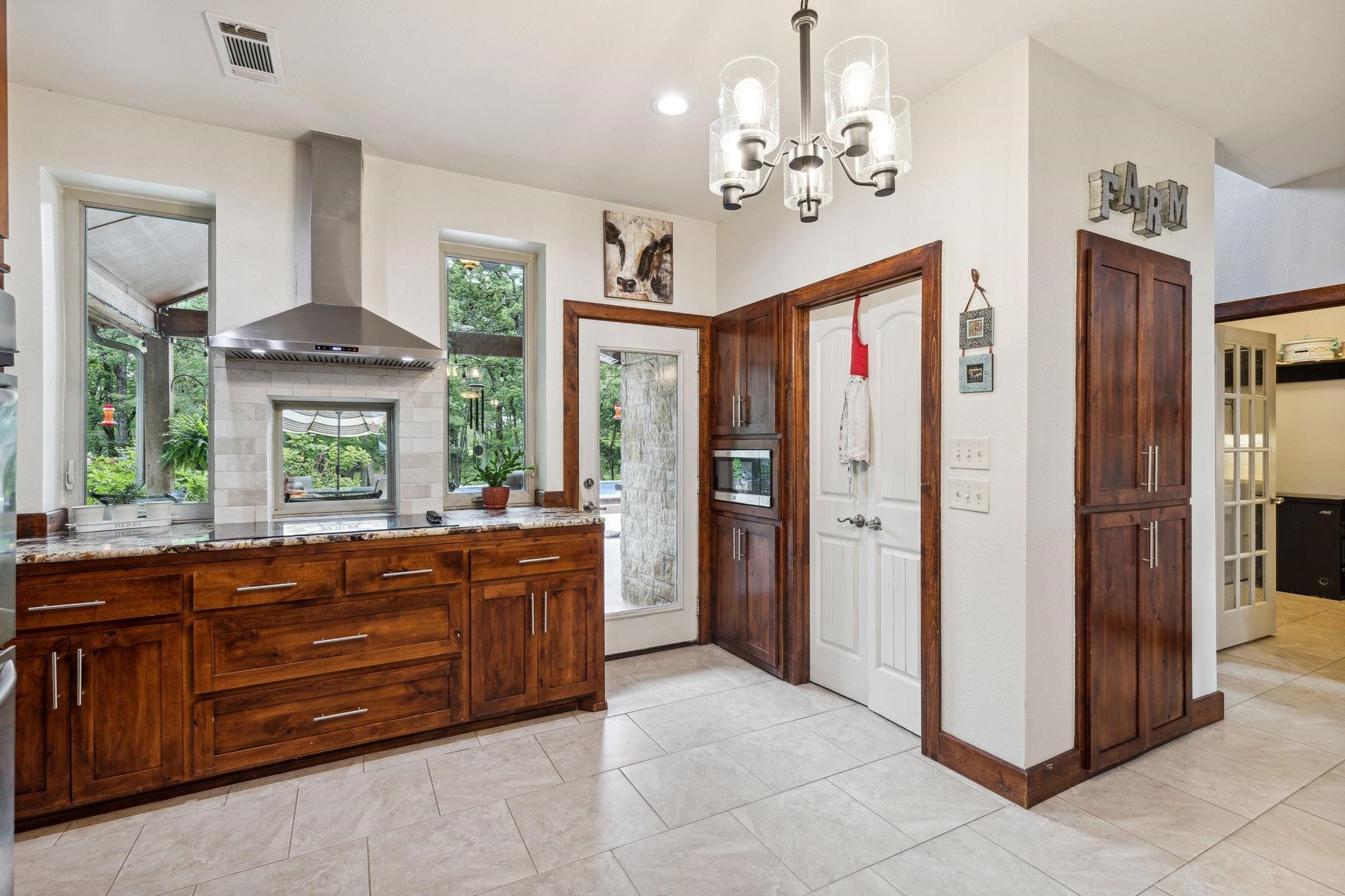 16043 County Road 339