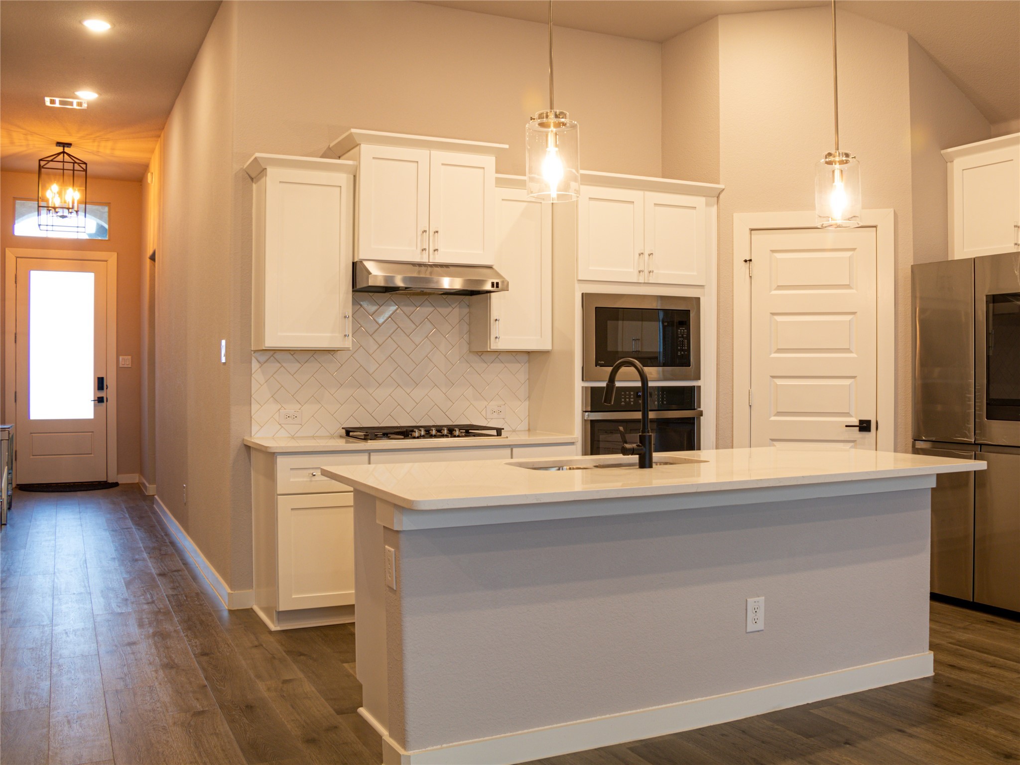 7015 Hopper Court