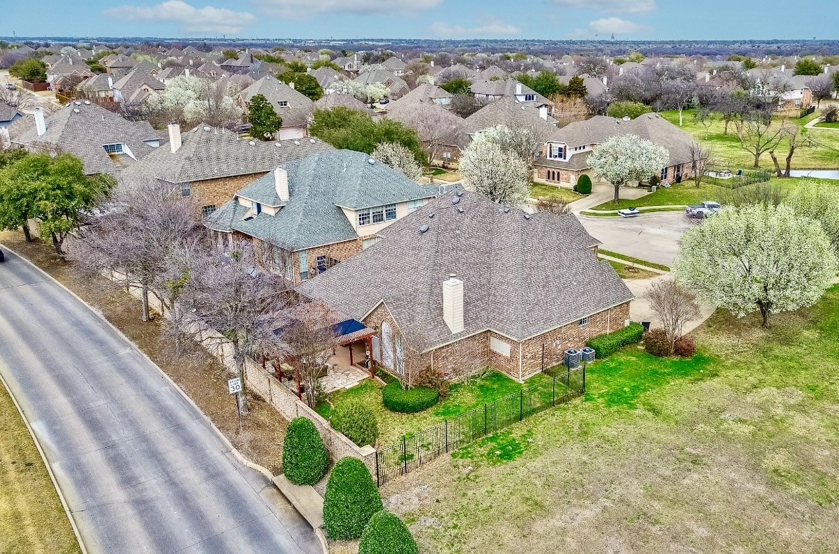 6303 Falcon Crest Court