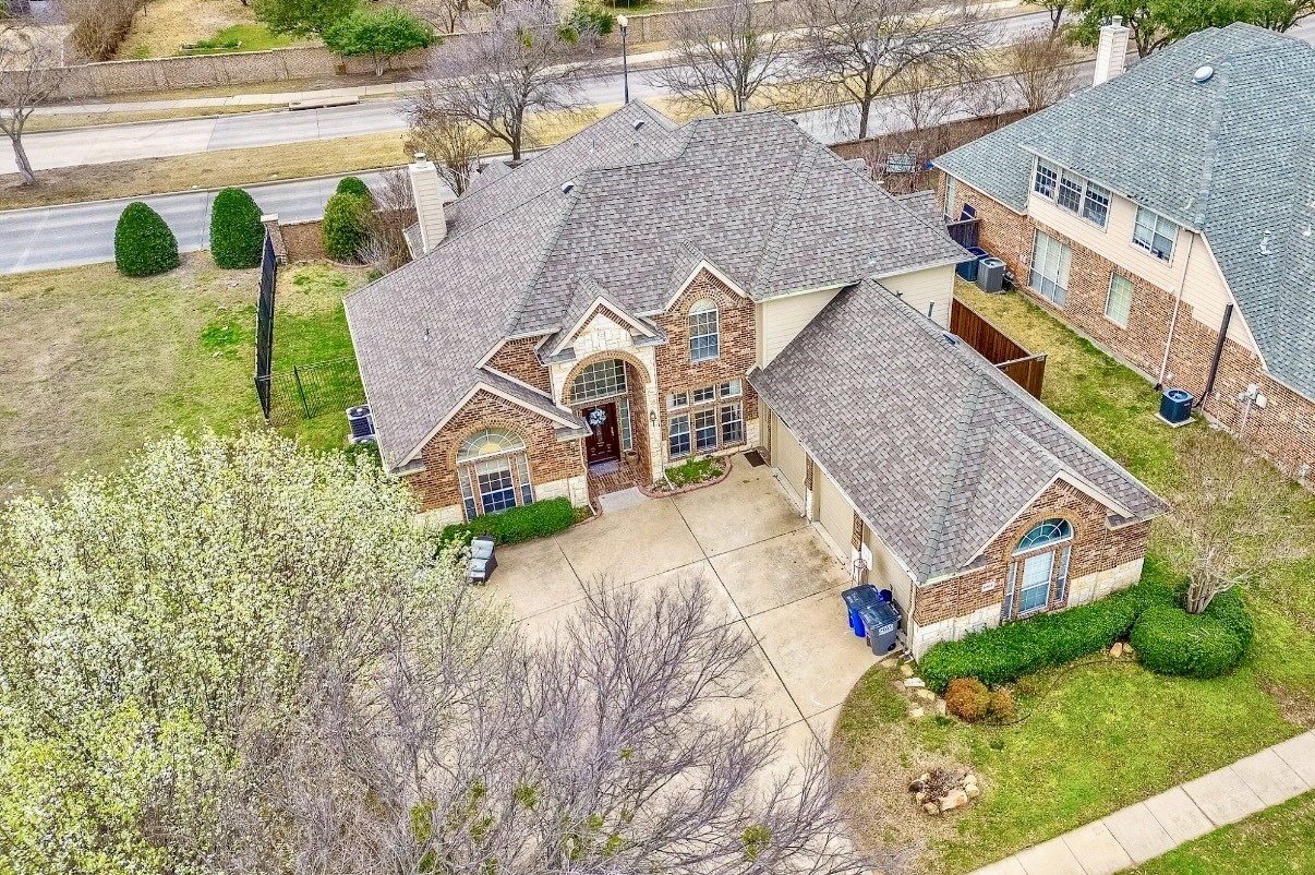 6303 Falcon Crest Court