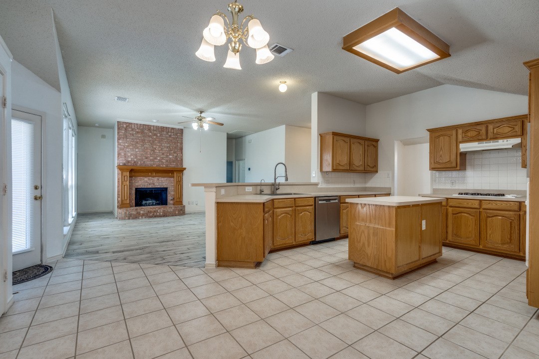 1514 Pine Bluff Drive