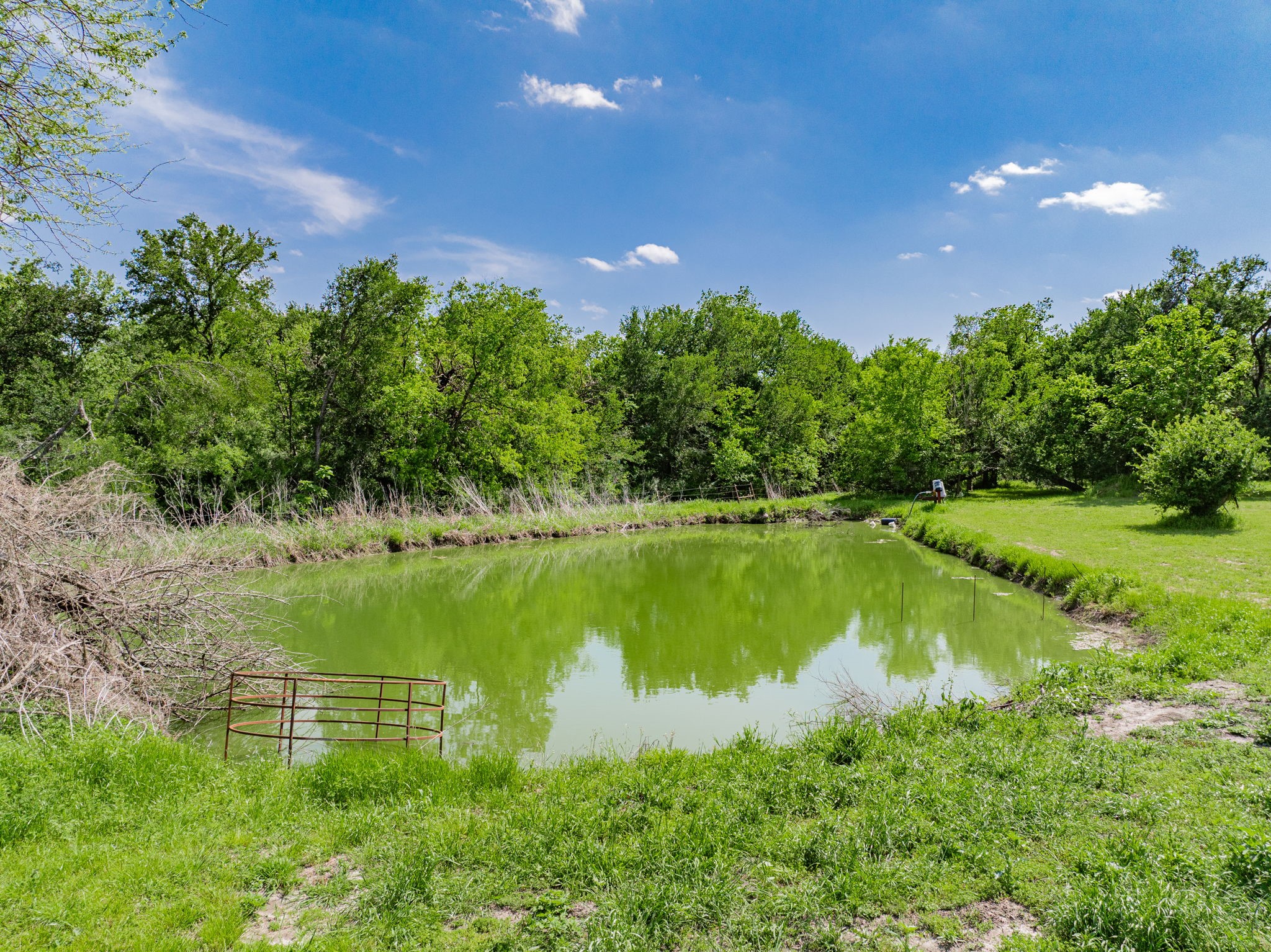 1206 Zagota Crossing Road