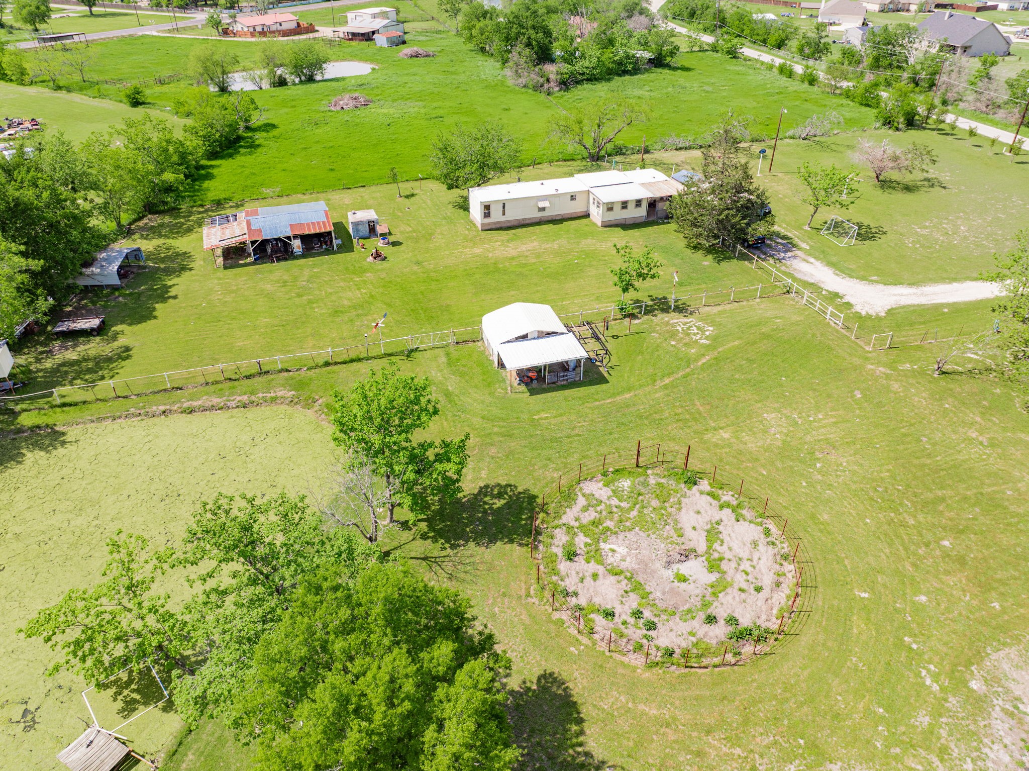 1206 Zagota Crossing Road