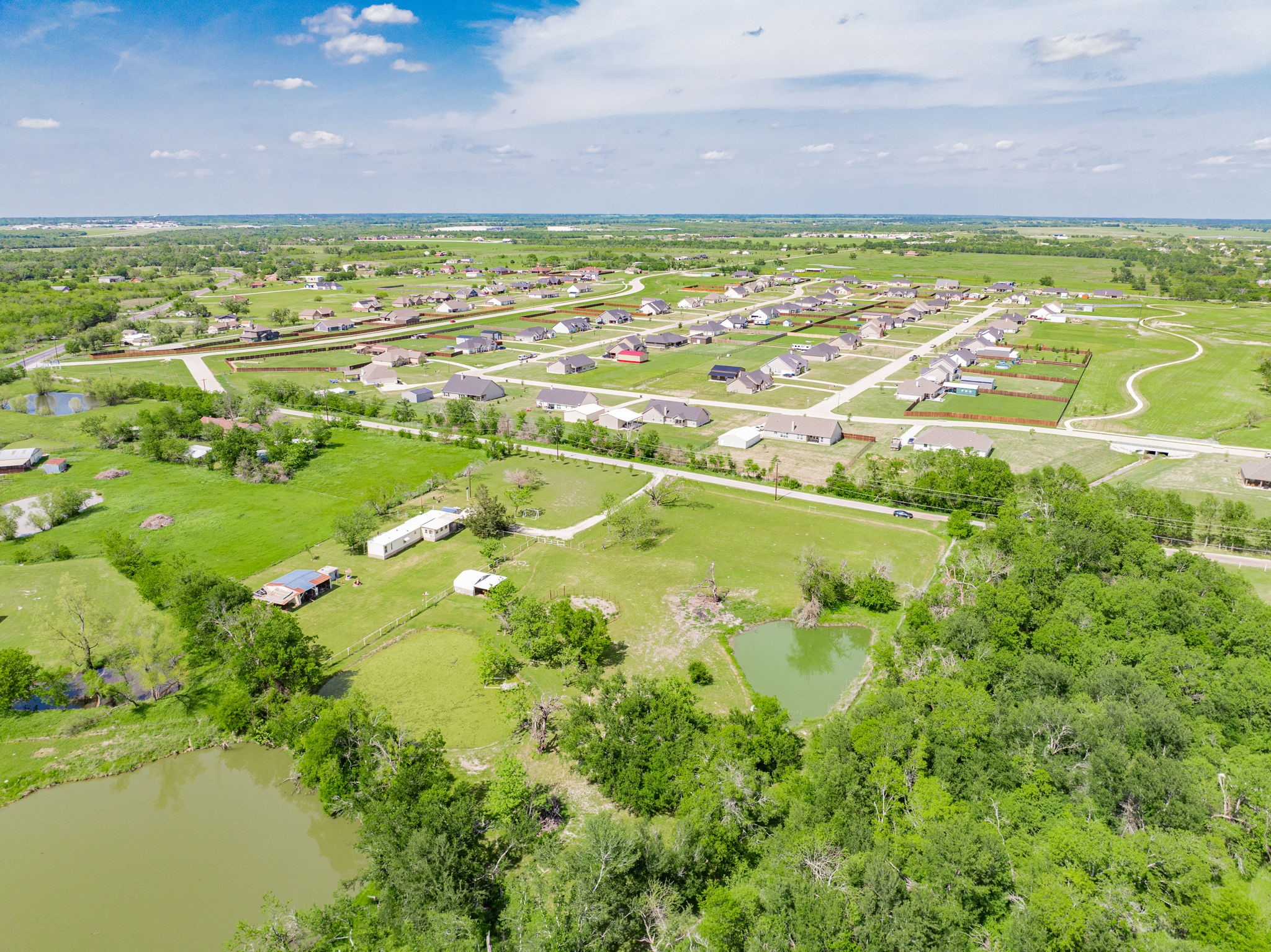 1206 Zagota Crossing Road