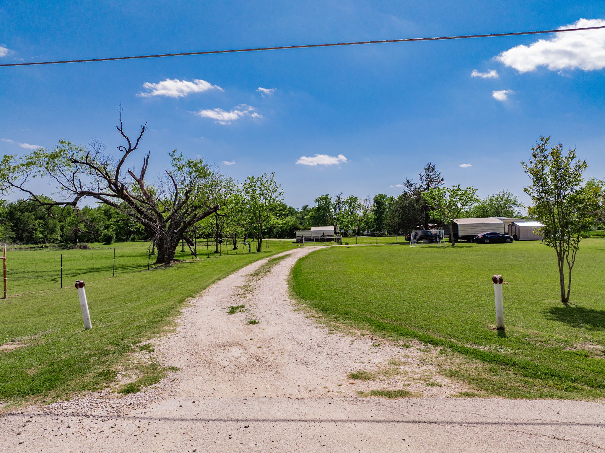 1206 Zagota Crossing Road