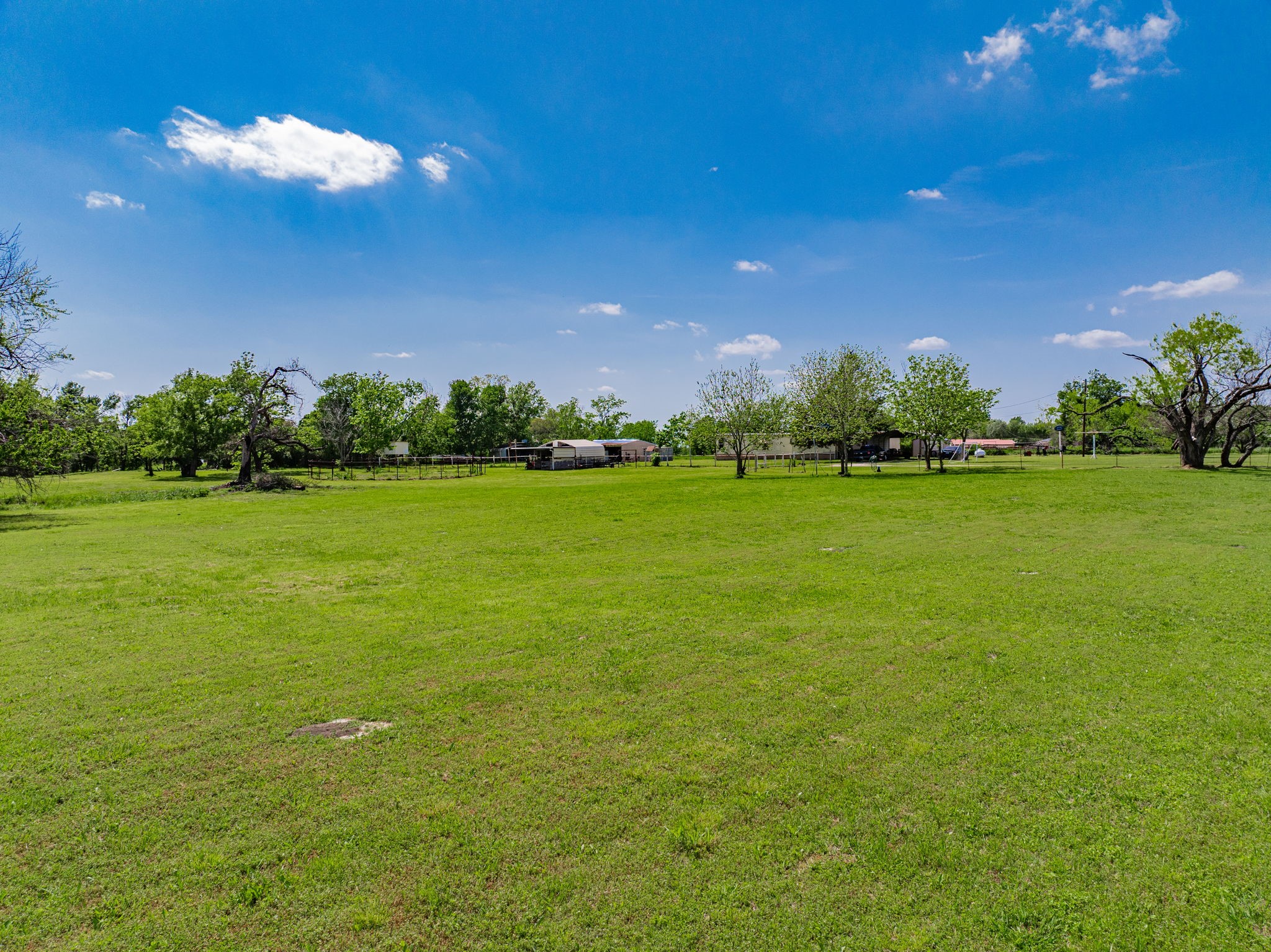 1206 Zagota Crossing Road