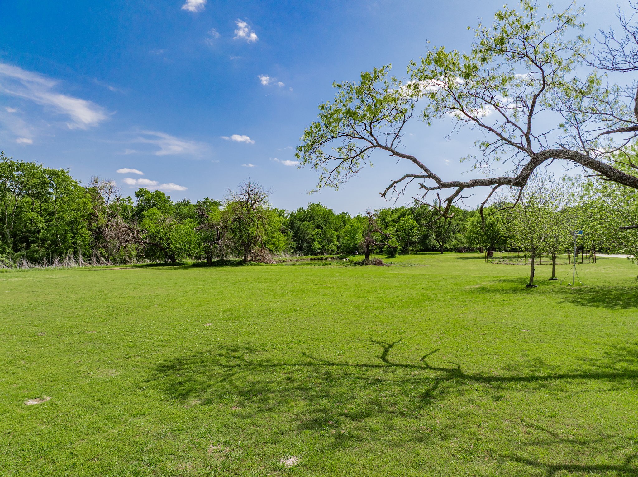 1206 Zagota Crossing Road