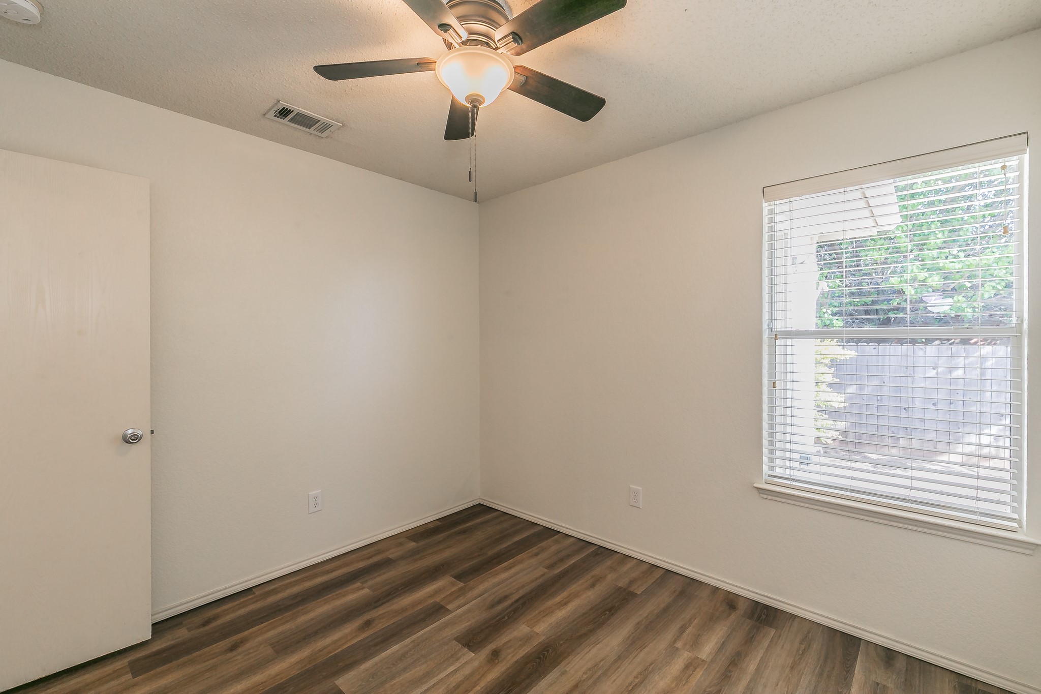 405 Reagan Lane