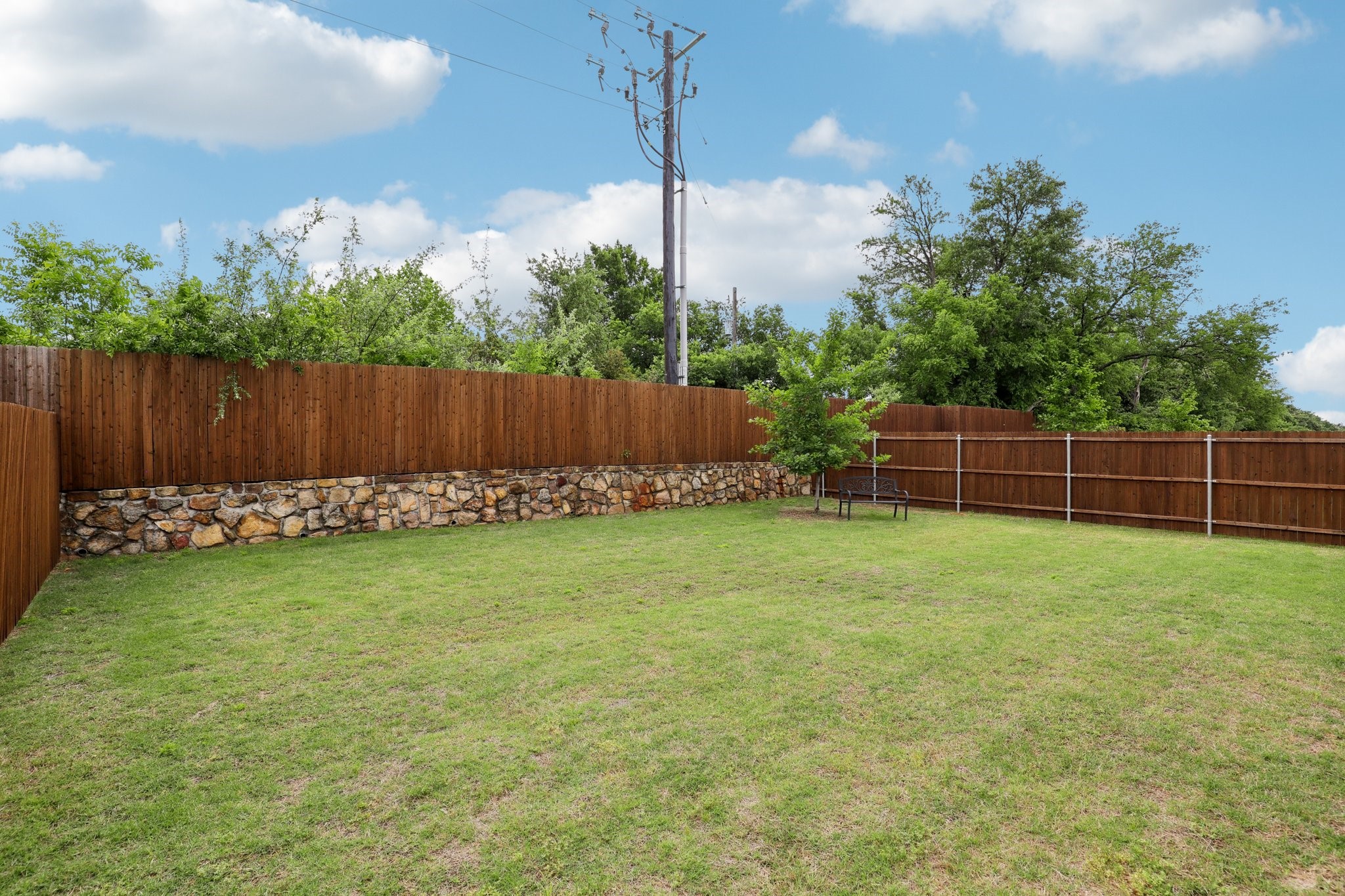 1621 Roadrunner Drive