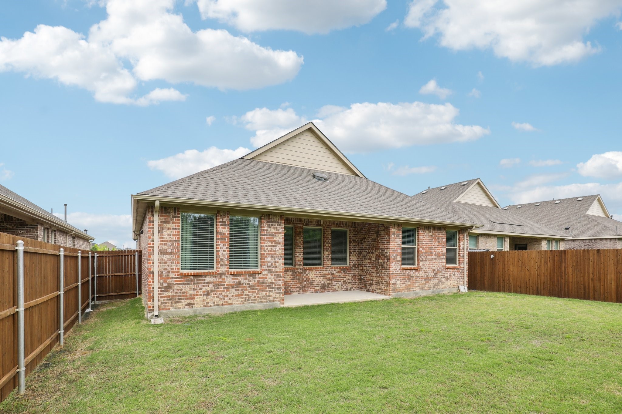 1621 Roadrunner Drive