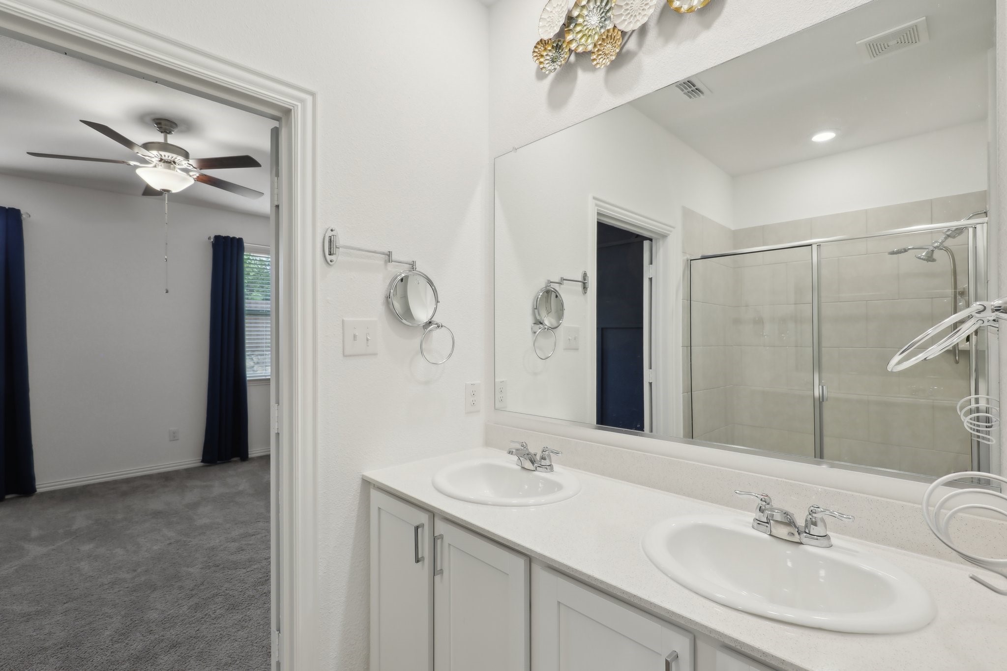 1621 Roadrunner Drive