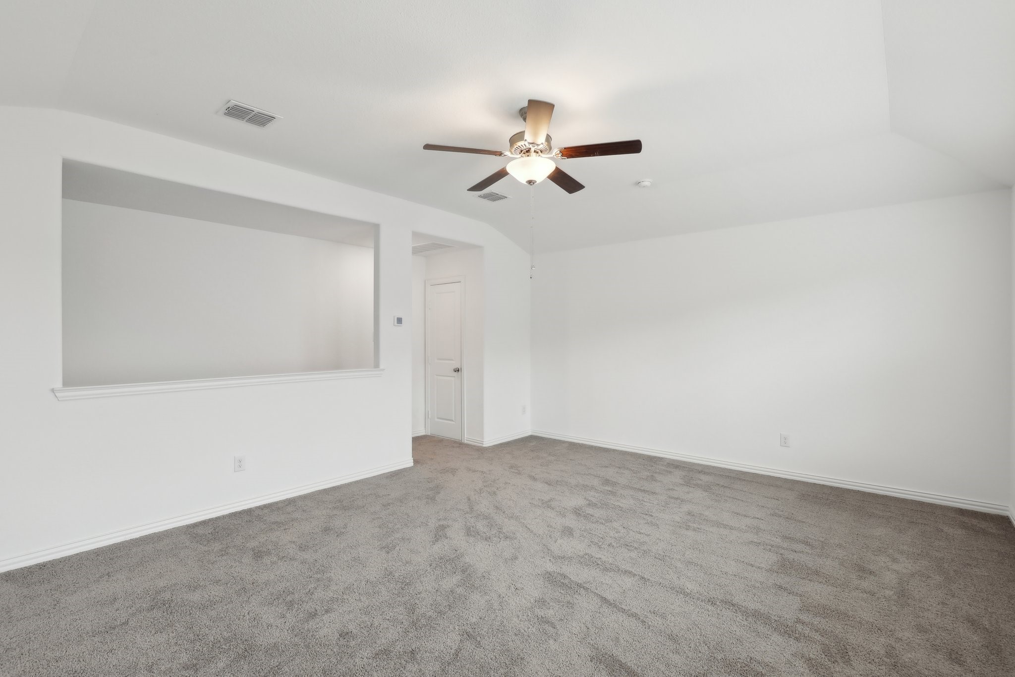 1621 Roadrunner Drive