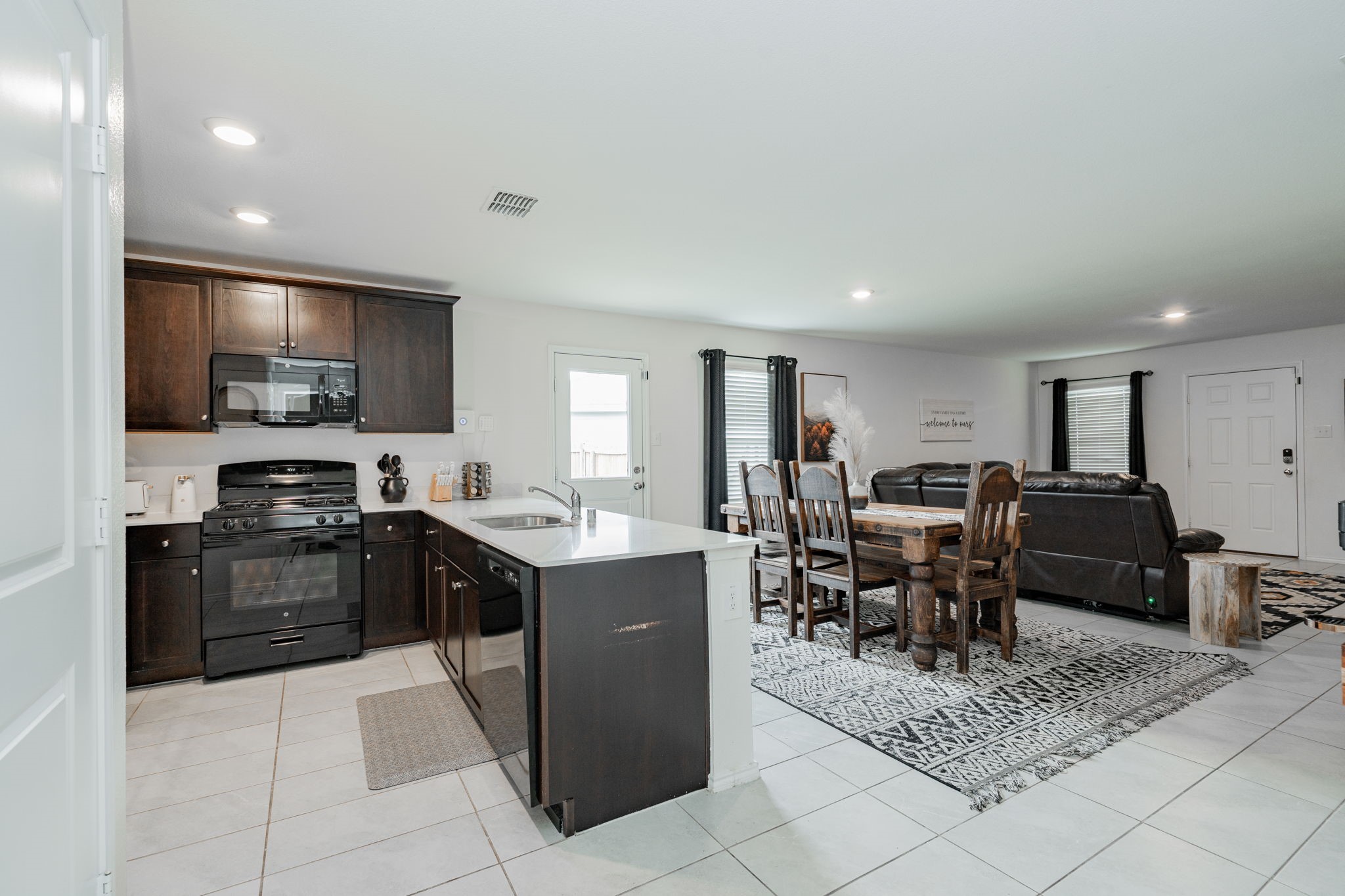 3511 Glover Peak Place