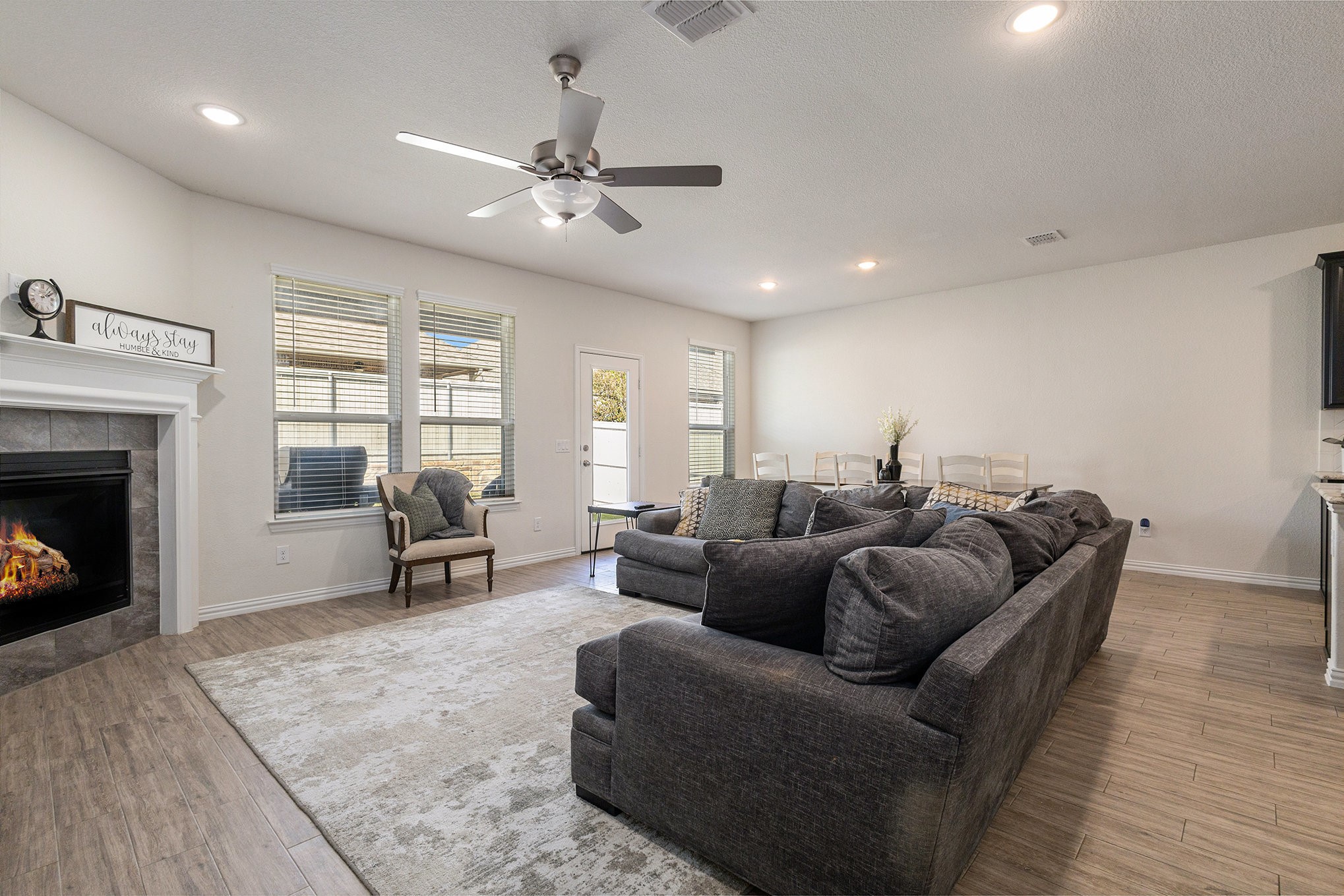 2622 Cowbird Way