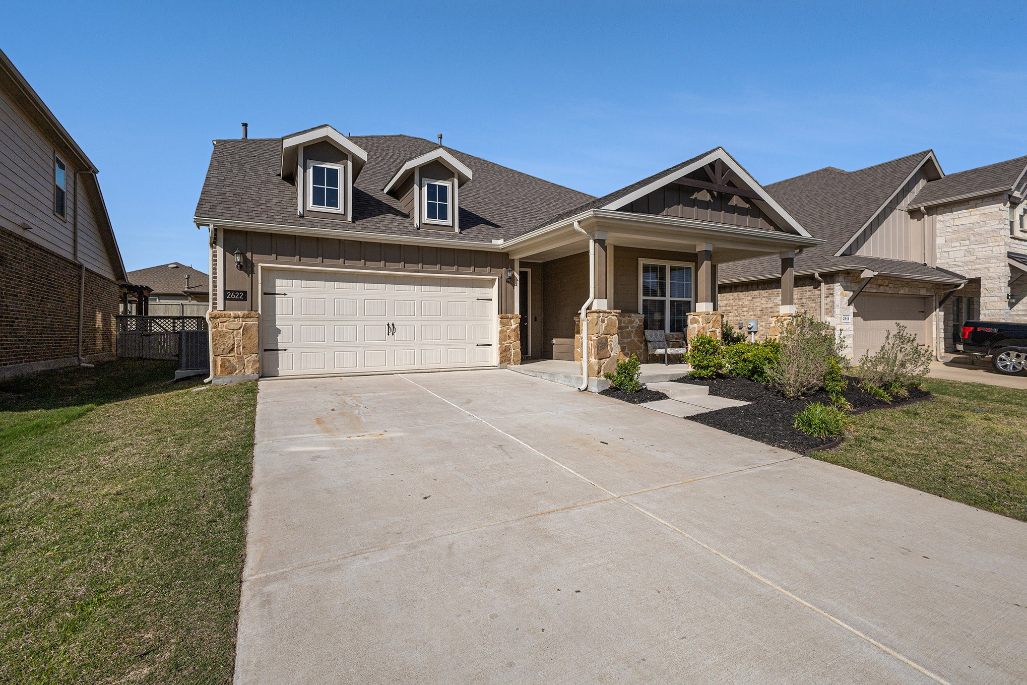 2622 Cowbird Way
