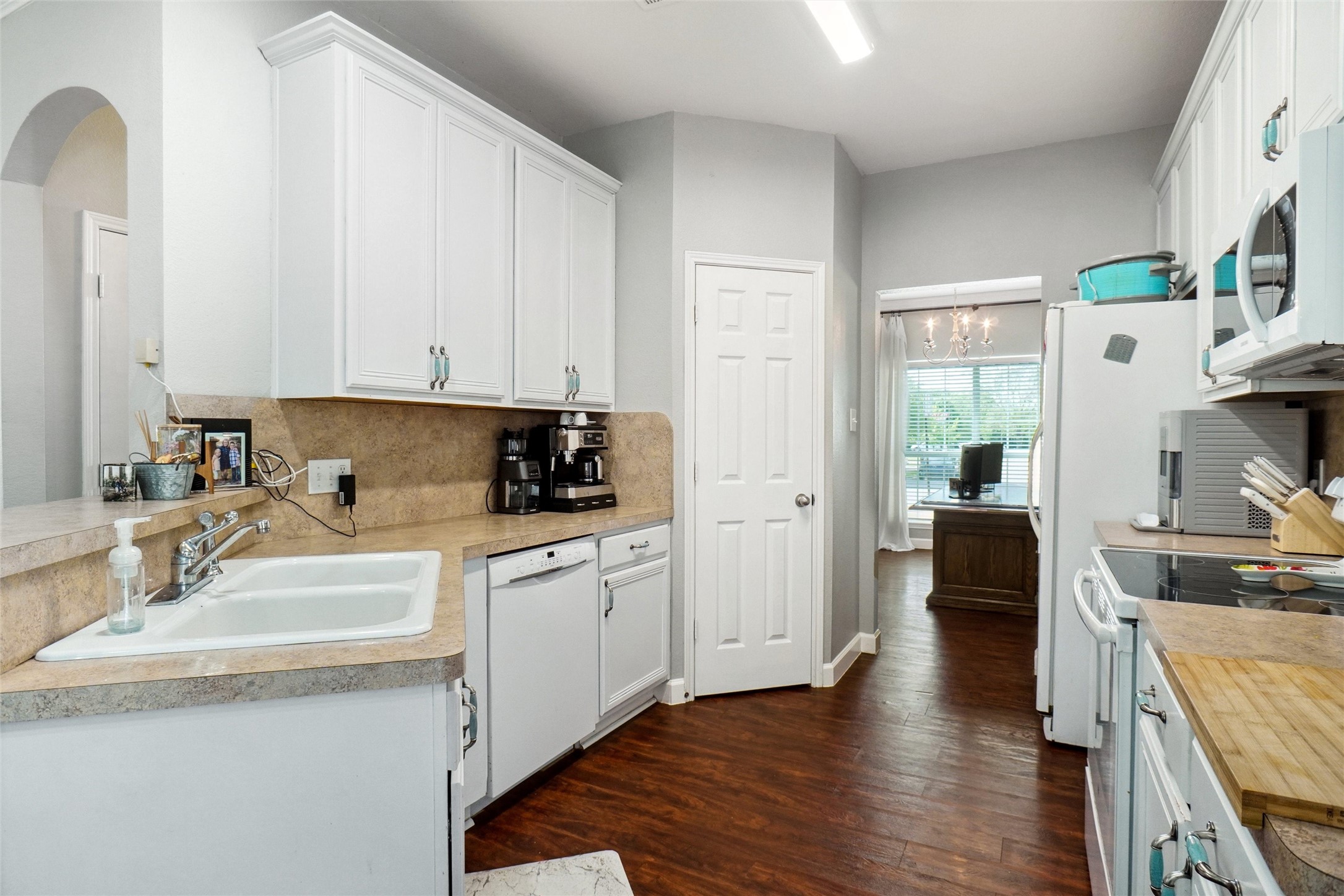 5213 Abby Way